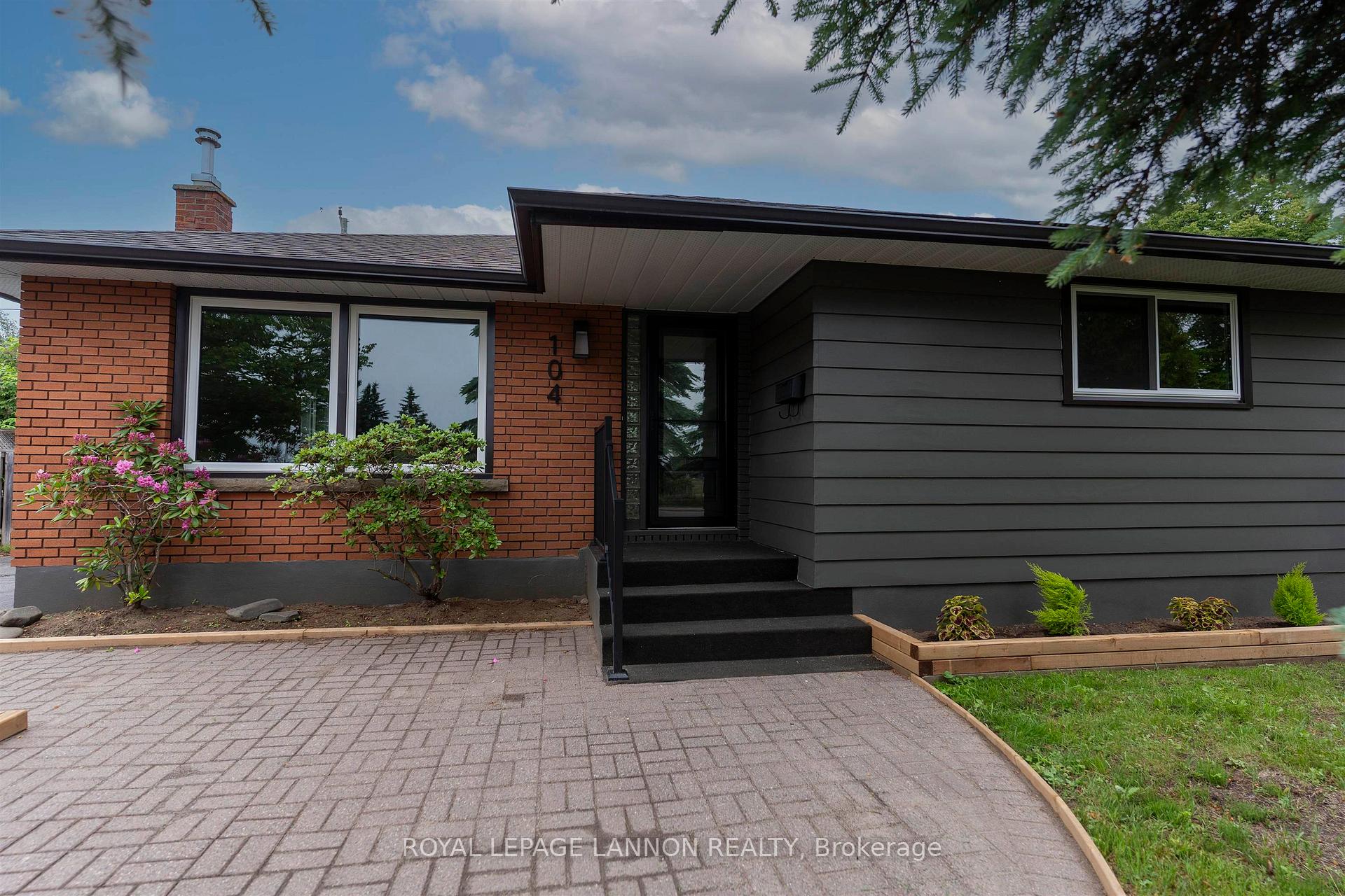 Photo 42 of 104 Riverview Drive, Thunder Bay, Edgewater Park — HOMEH