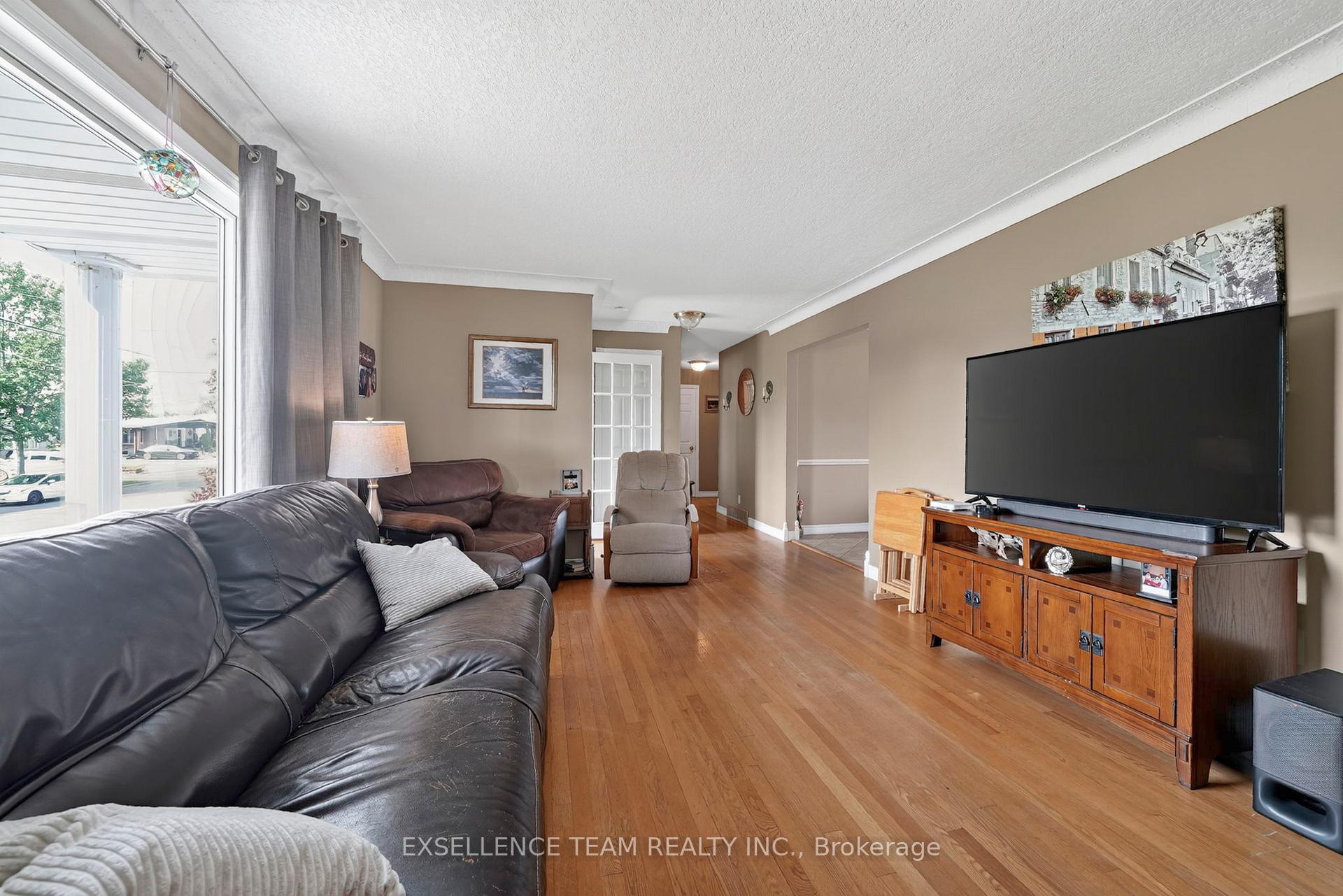 Photo 7 of 1120 Lasalle Road, Cornwall, Cornwall — HOMEH