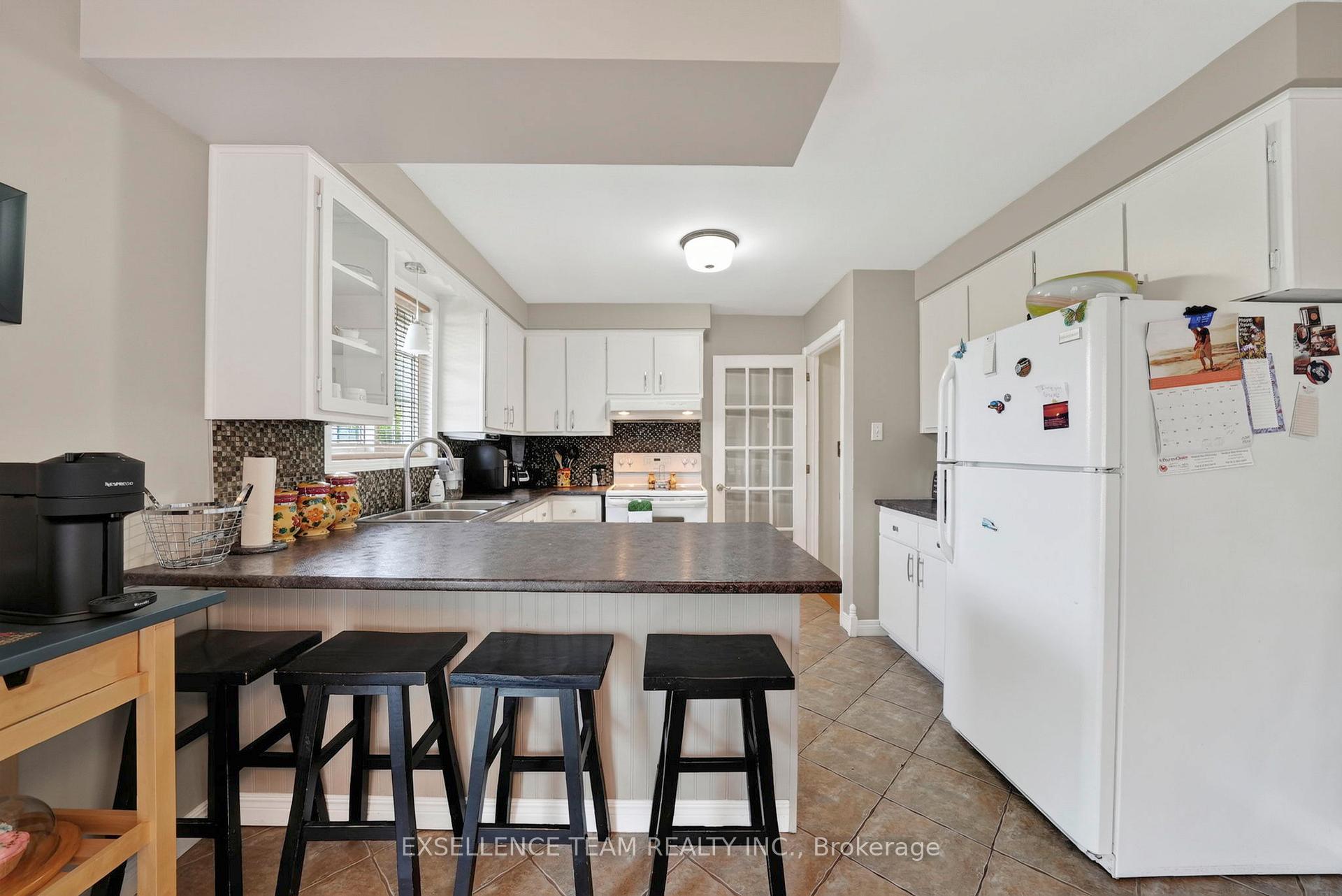 Photo 11 of 1120 Lasalle Road, Cornwall, Cornwall — HOMEH