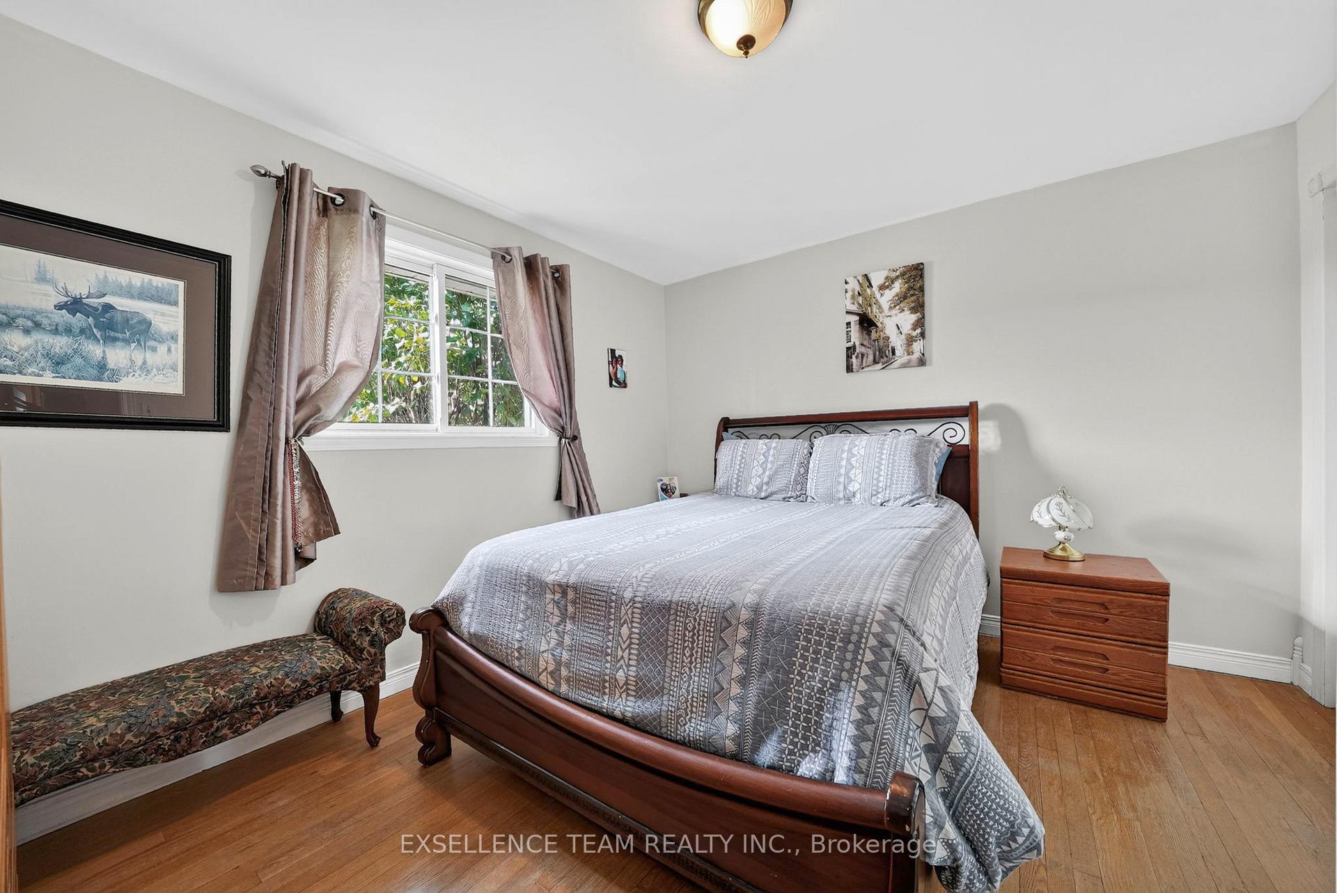 Photo 15 of 1120 Lasalle Road, Cornwall, Cornwall — HOMEH