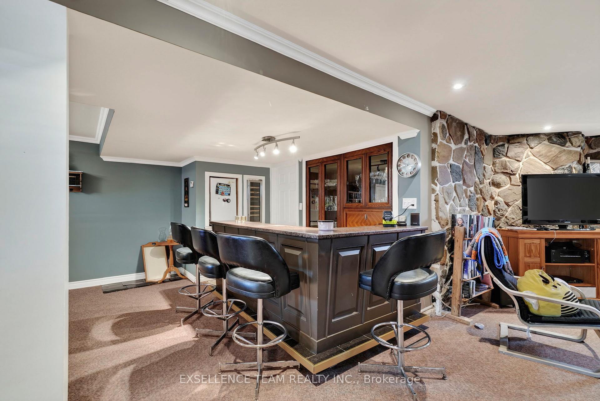 Photo 26 of 1120 Lasalle Road, Cornwall, Cornwall — HOMEH