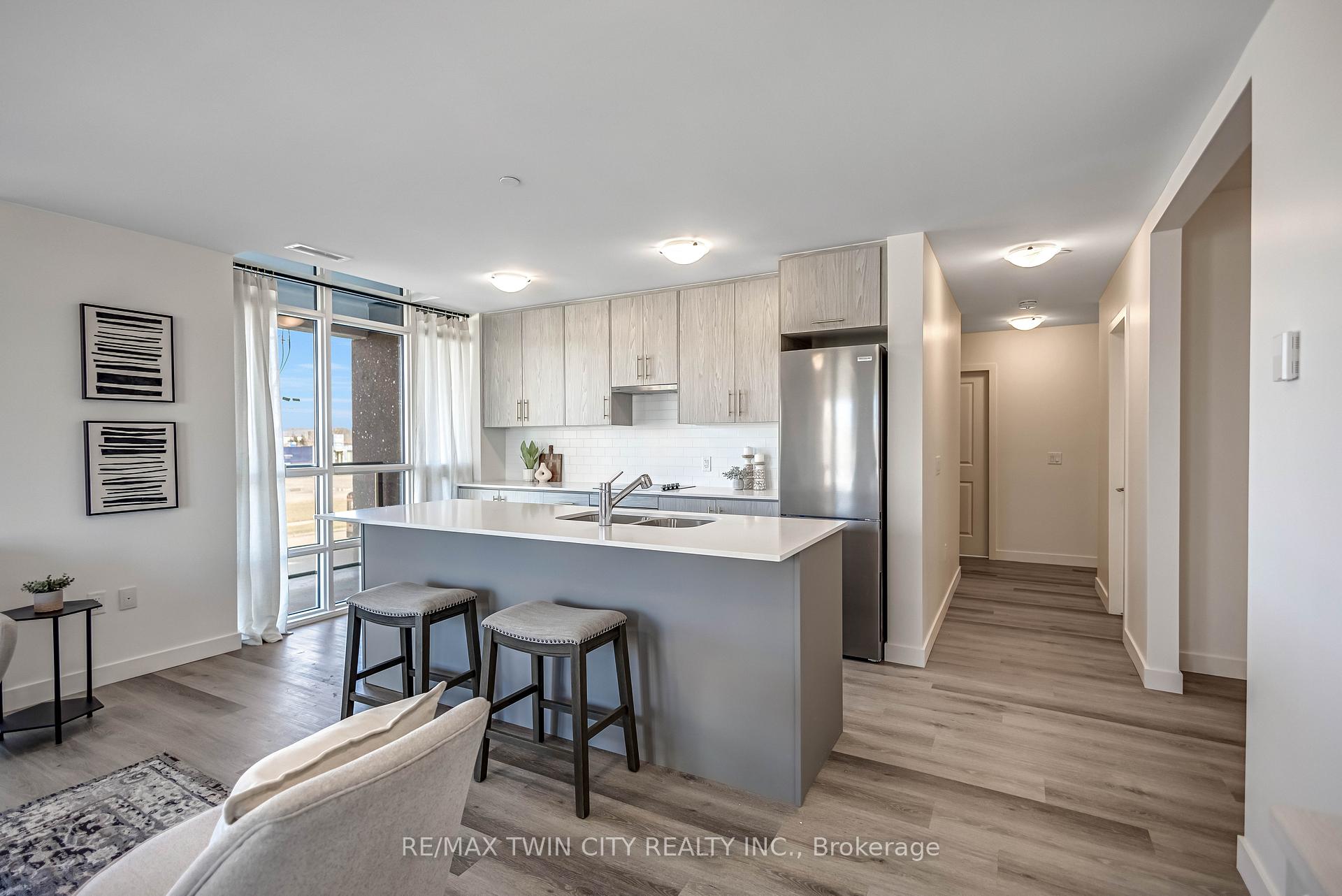 Photo 8 of Unit 212, 461 Green Road, Hamilton, Lakeshore — HOMEH
