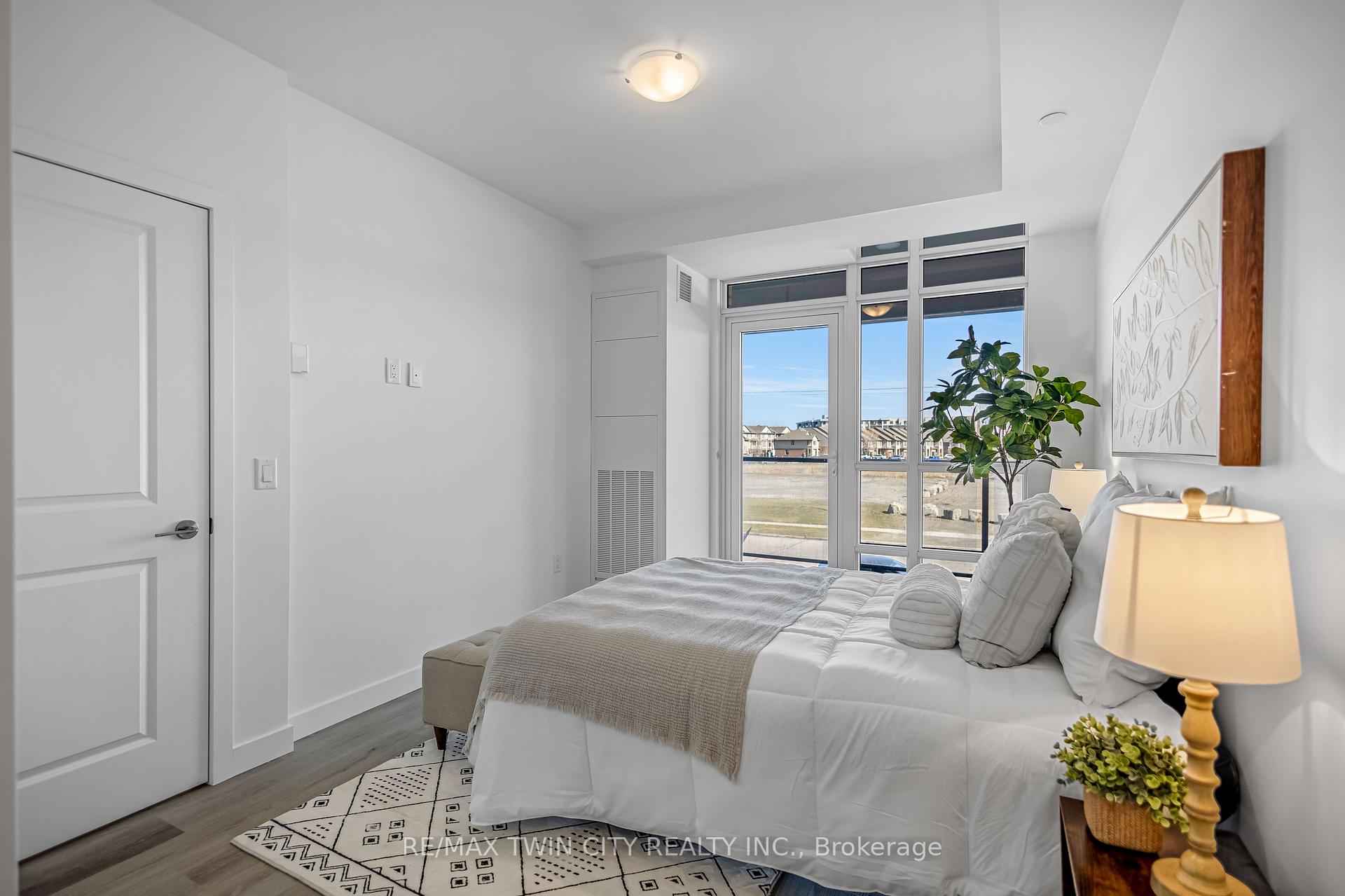 Photo 16 of Unit 212, 461 Green Road, Hamilton, Lakeshore — HOMEH