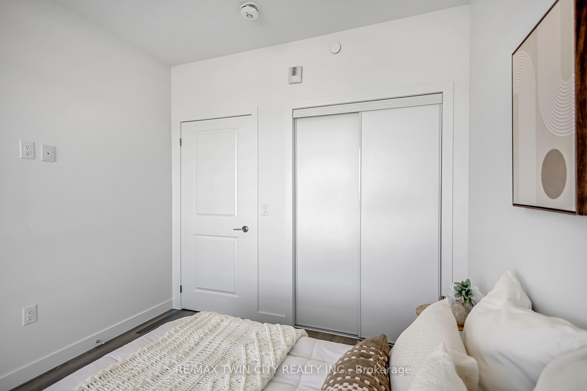 Photo 23 of Unit 212, 461 Green Road, Hamilton, Lakeshore — HOMEH