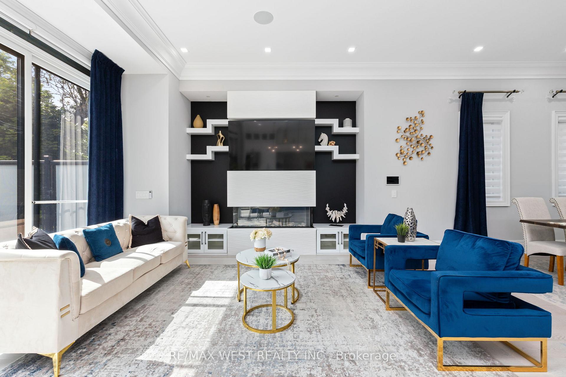 Photo 3 of 62 Sherwood Forest Drive, Markham, Bullock — HOMEH