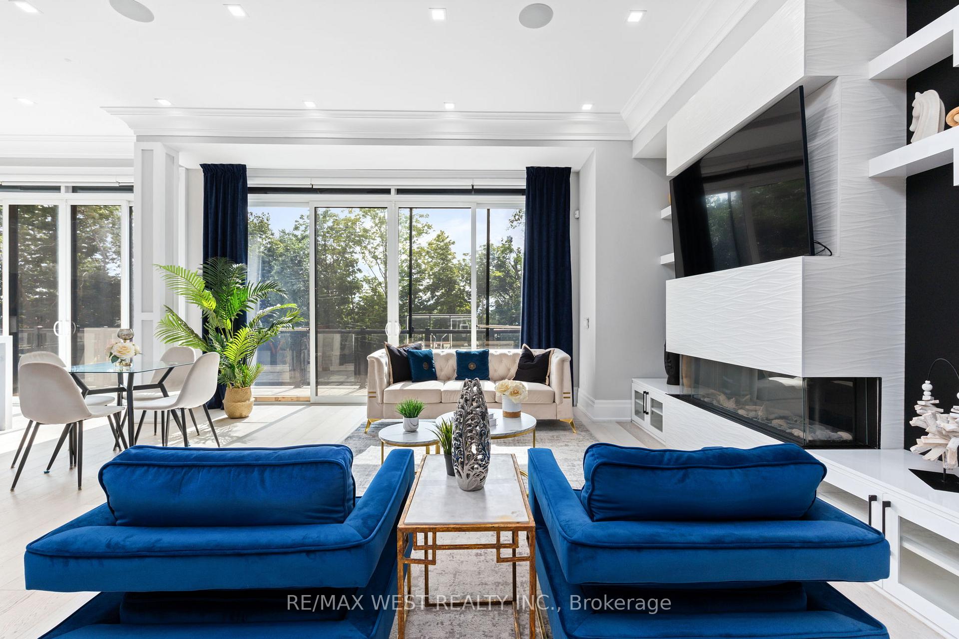 Photo 4 of 62 Sherwood Forest Drive, Markham, Bullock — HOMEH