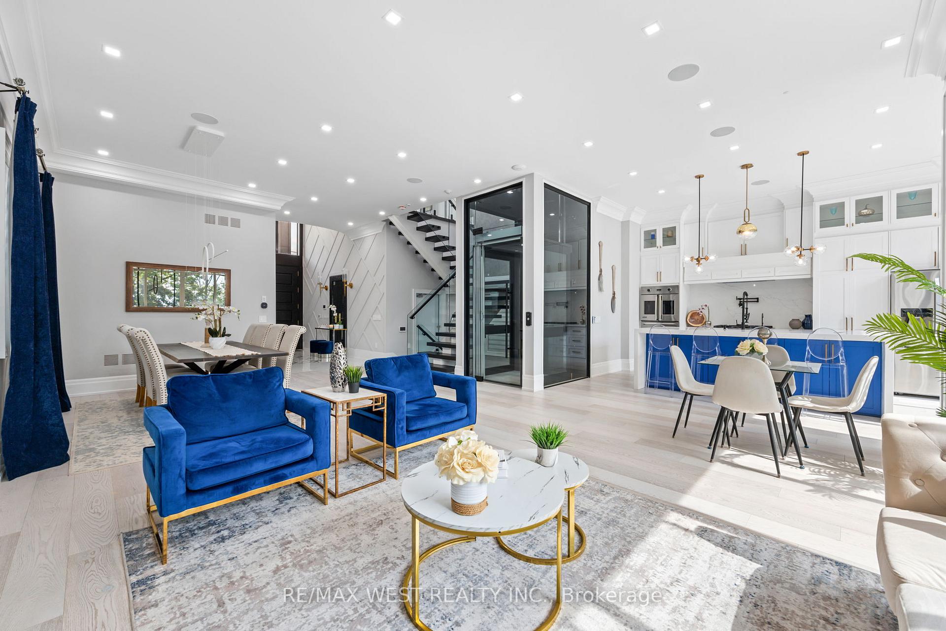 Photo 5 of 62 Sherwood Forest Drive, Markham, Bullock — HOMEH