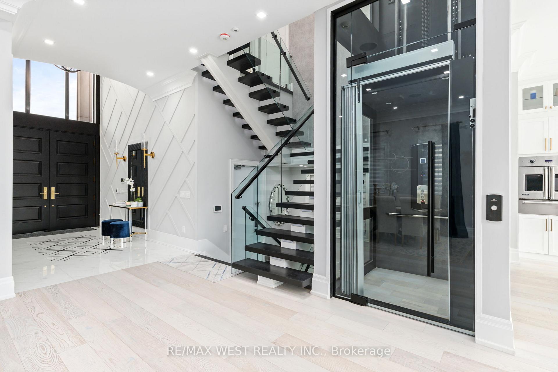 Photo 7 of 62 Sherwood Forest Drive, Markham, Bullock — HOMEH