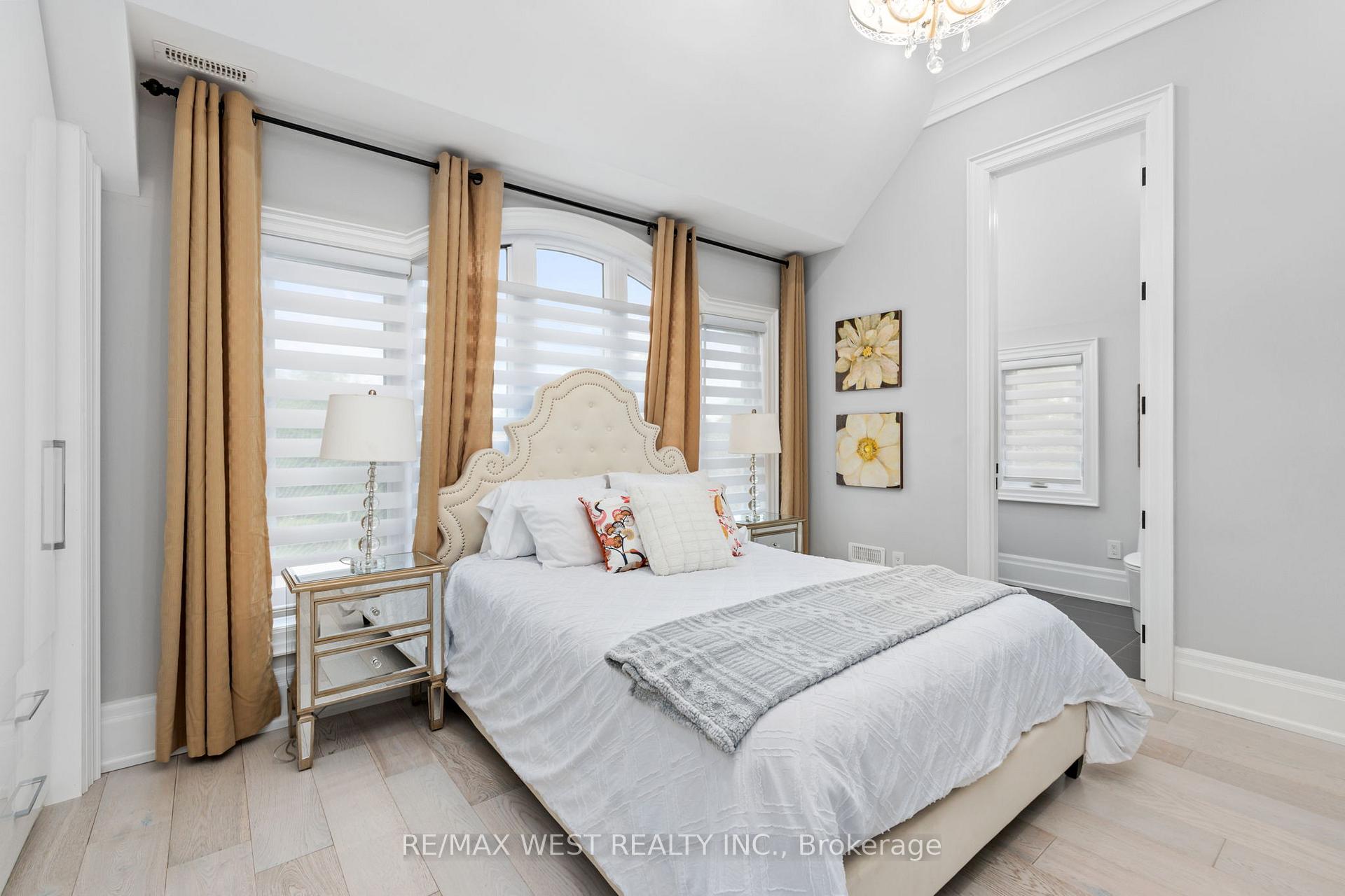 Photo 12 of 62 Sherwood Forest Drive, Markham, Bullock — HOMEH