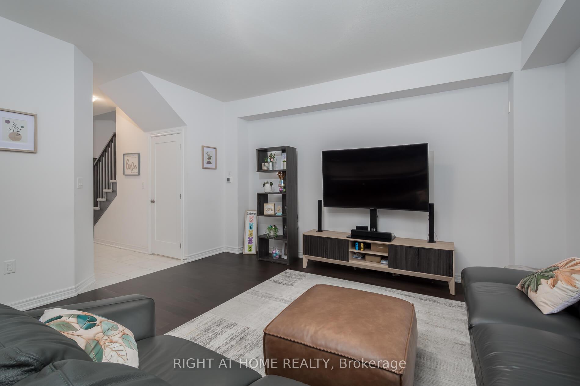 Photo 9 of 6 Broddy Avenue, Brantford, Empire South — HOMEH