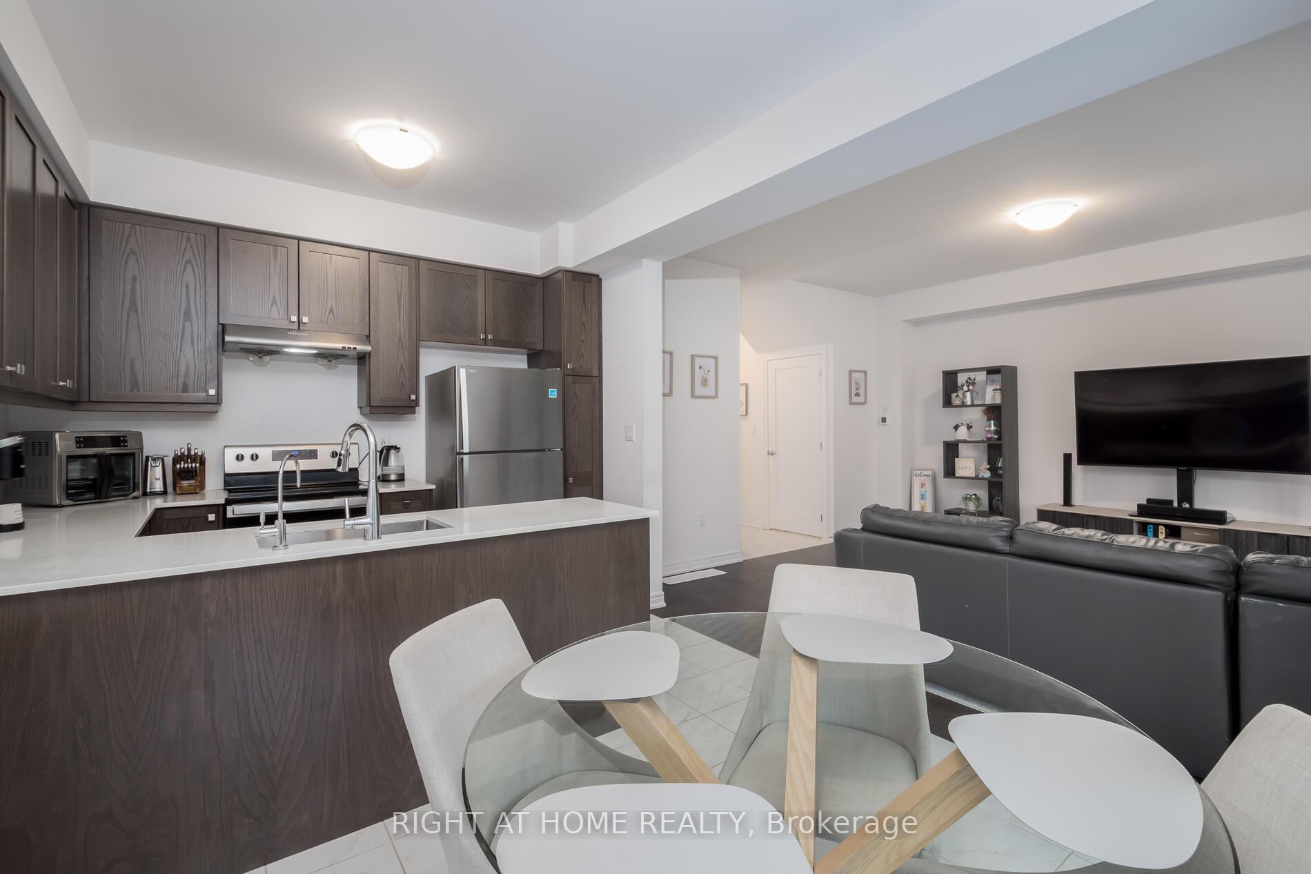 Photo 16 of 6 Broddy Avenue, Brantford, Empire South — HOMEH