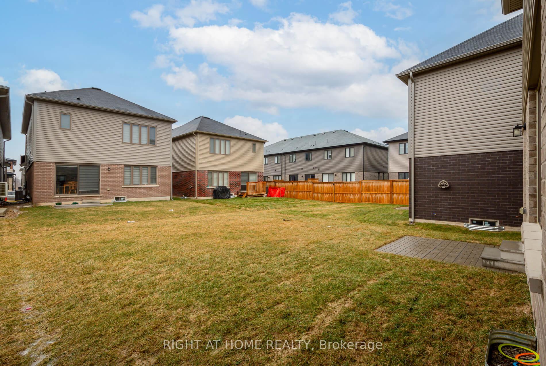 Photo 33 of 6 Broddy Avenue, Brantford, Empire South — HOMEH