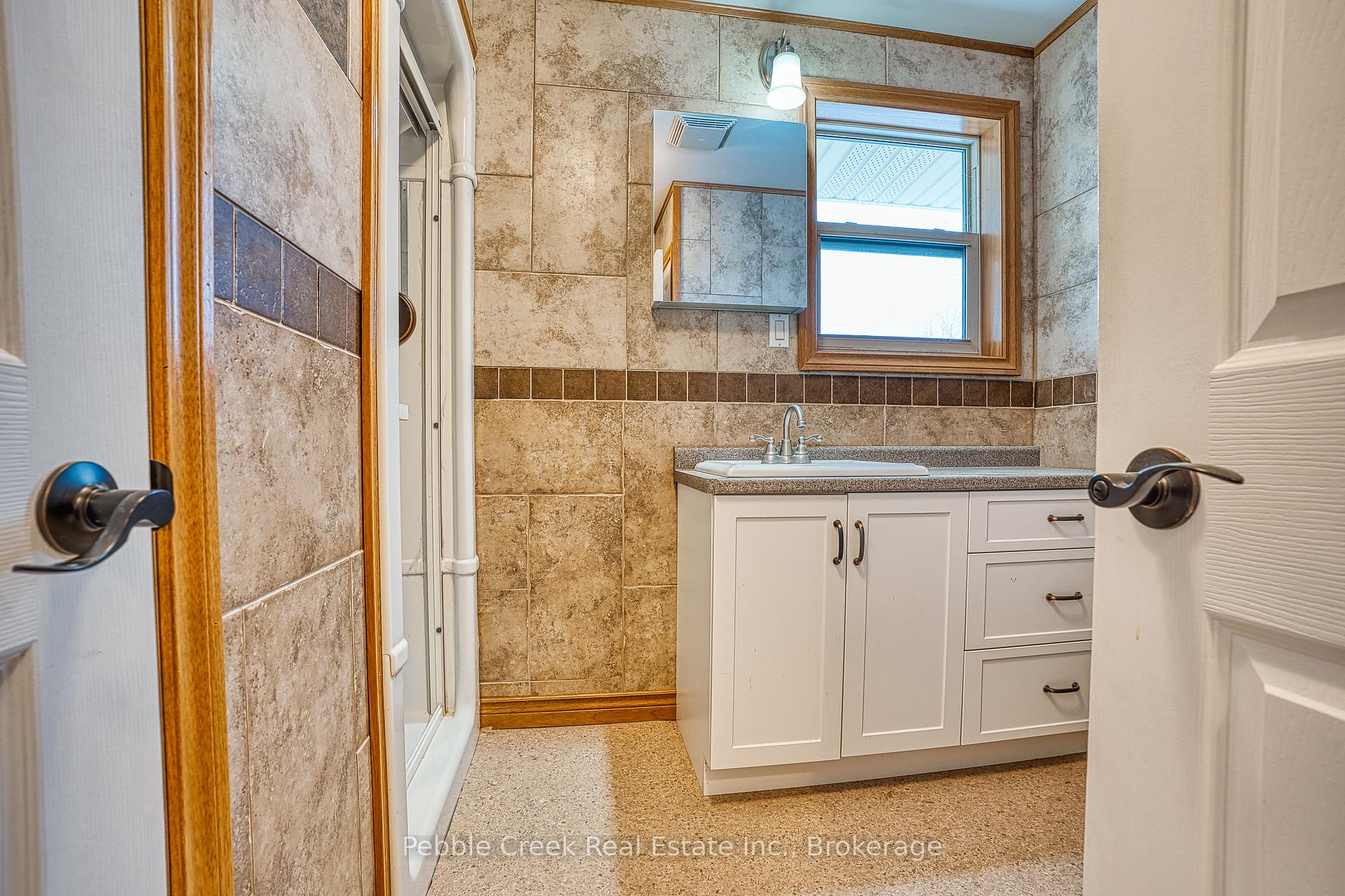 Photo 19 of 59 North Street N, Goderich, Goderich (Town) — HOMEH