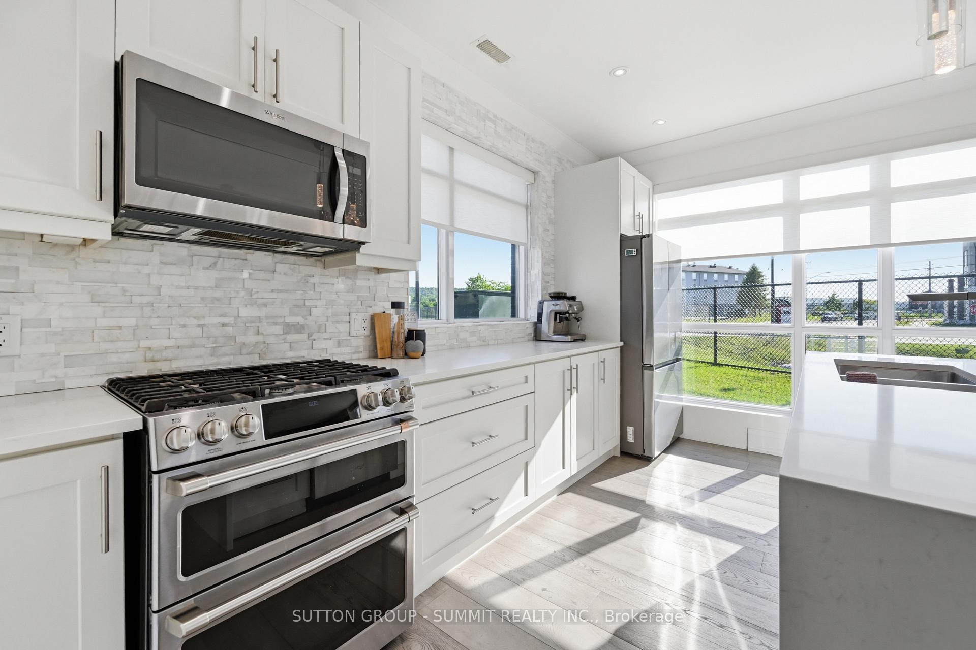 Photo 8 of 2 concord Place, Grimsby, Grimsby Beach — HOMEH