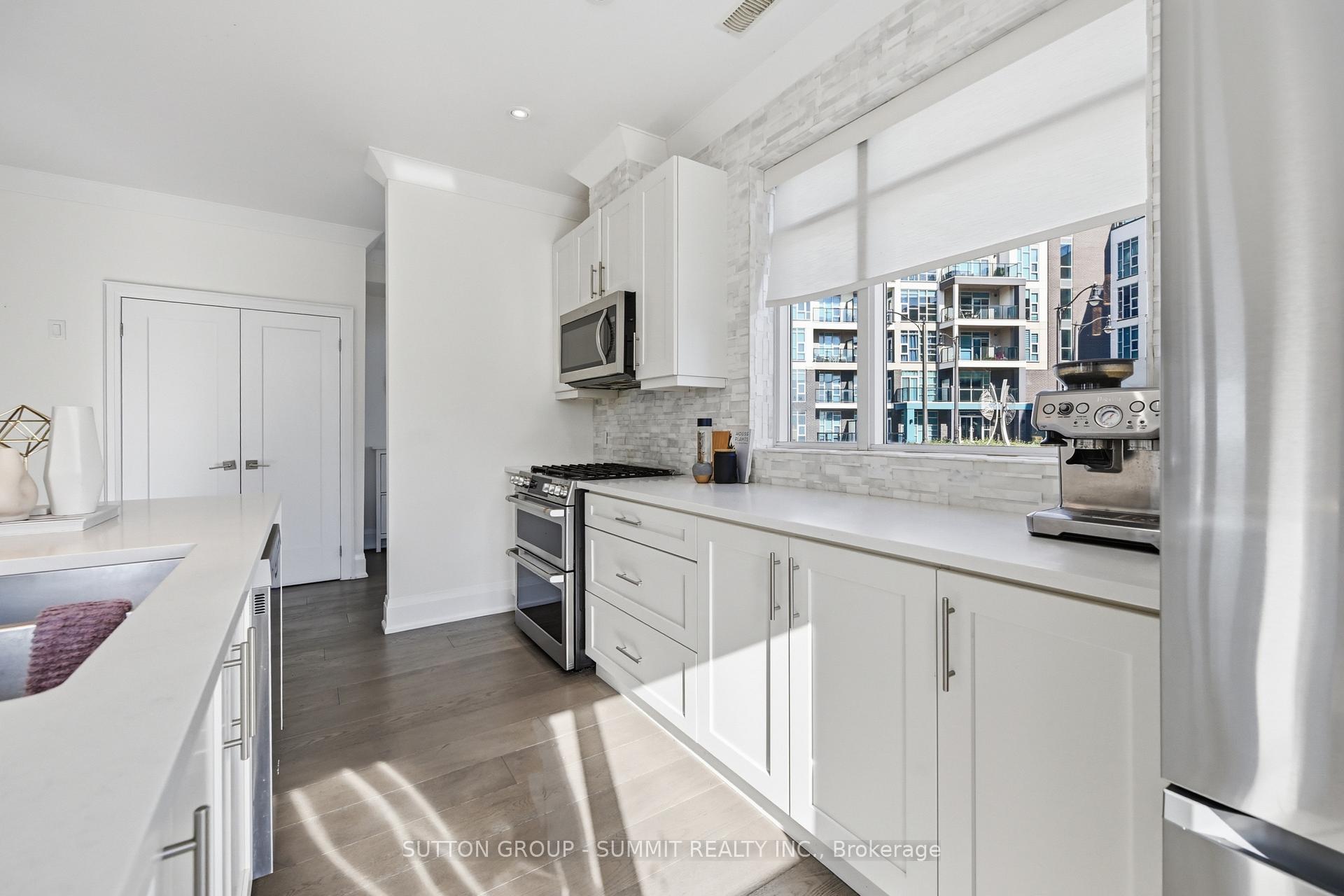 Photo 10 of 2 concord Place, Grimsby, Grimsby Beach — HOMEH