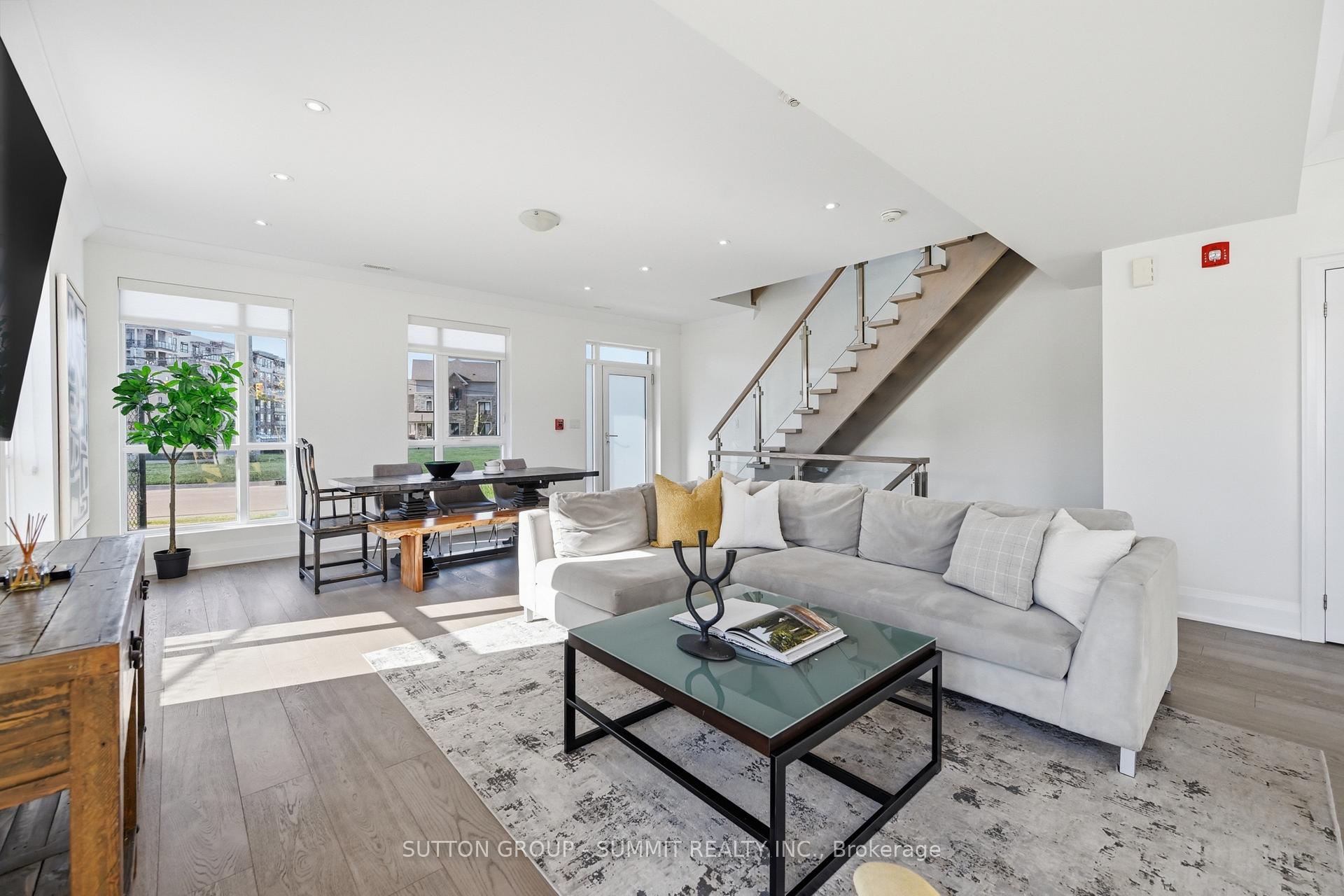 Photo 14 of 2 concord Place, Grimsby, Grimsby Beach — HOMEH