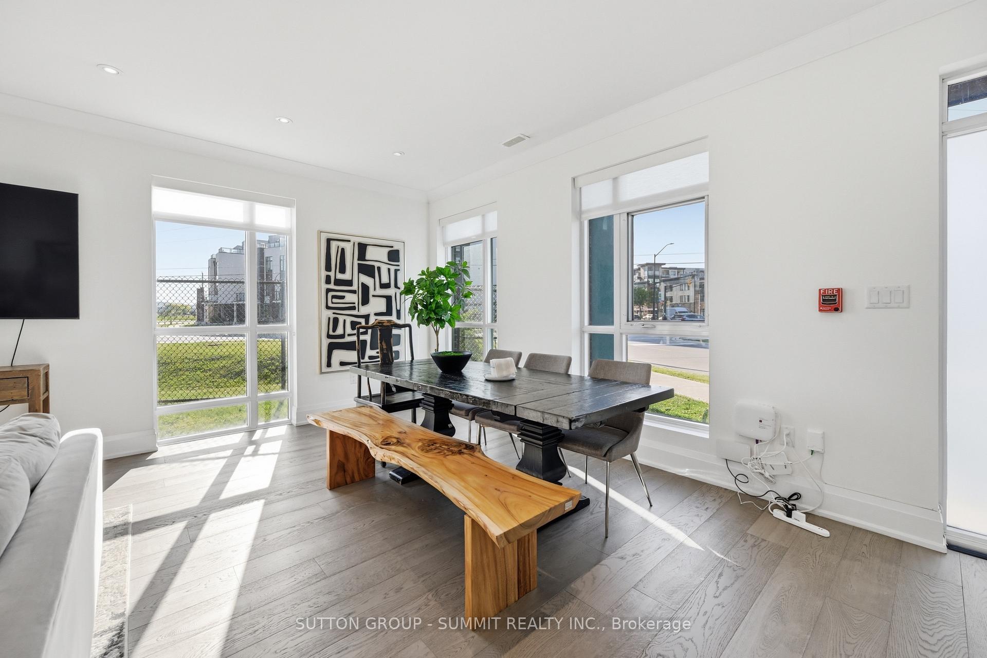 Photo 16 of 2 concord Place, Grimsby, Grimsby Beach — HOMEH