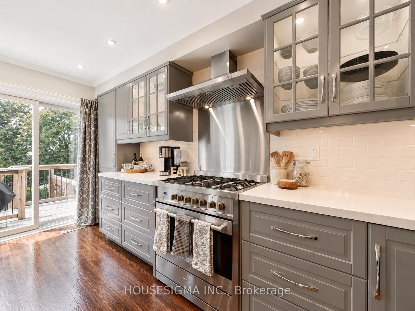 Photo 25 of 114 Zachary Place, Whitby, Brooklin — HOMEH
