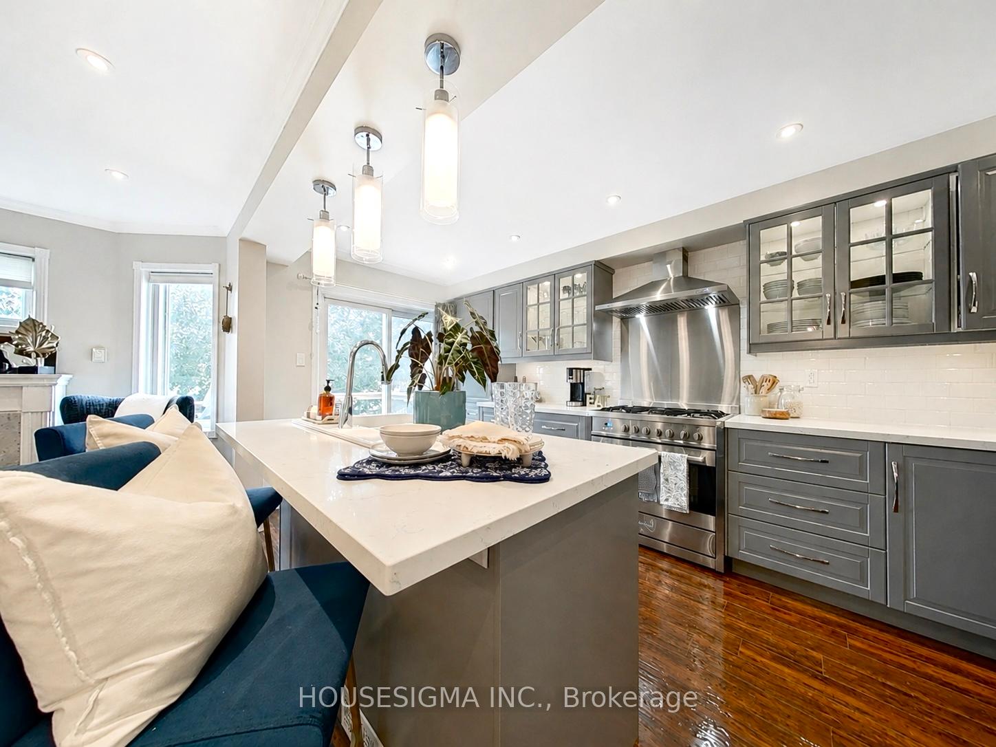 Photo 26 of 114 Zachary Place, Whitby, Brooklin — HOMEH