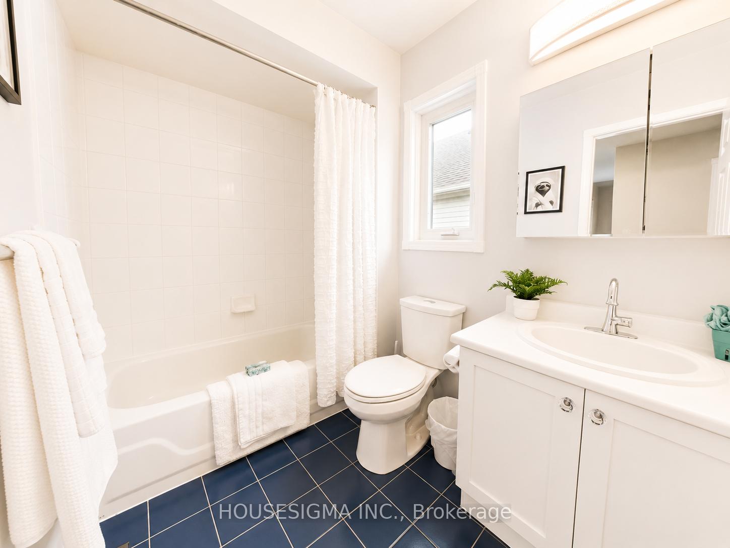 Photo 31 of 114 Zachary Place, Whitby, Brooklin — HOMEH