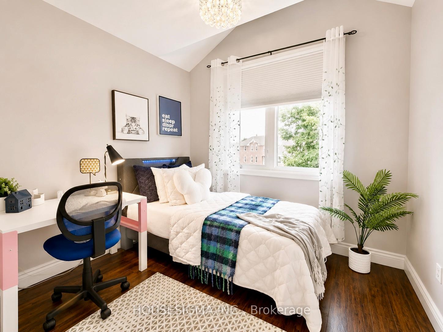 Photo 36 of 114 Zachary Place, Whitby, Brooklin — HOMEH