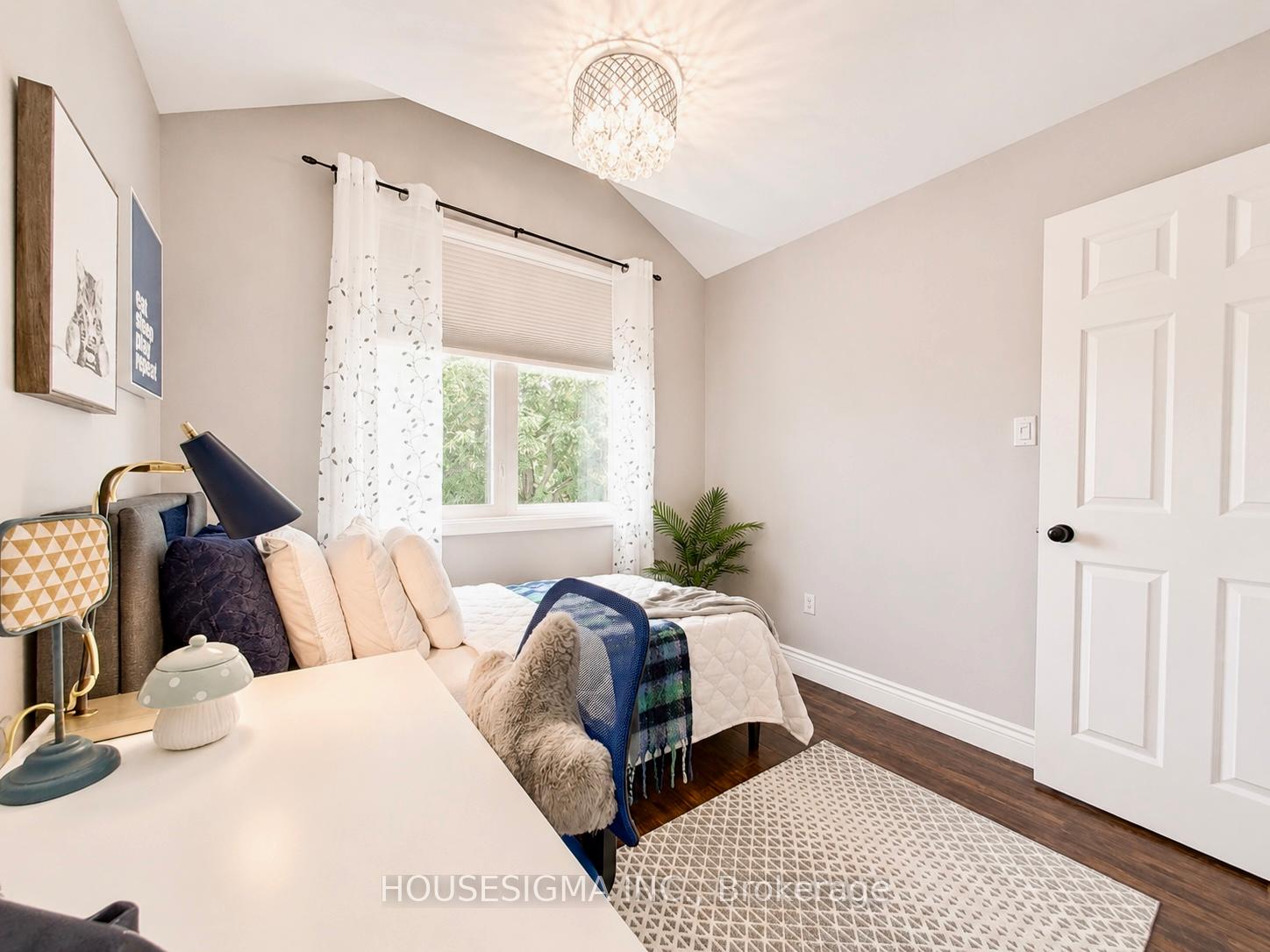 Photo 37 of 114 Zachary Place, Whitby, Brooklin — HOMEH