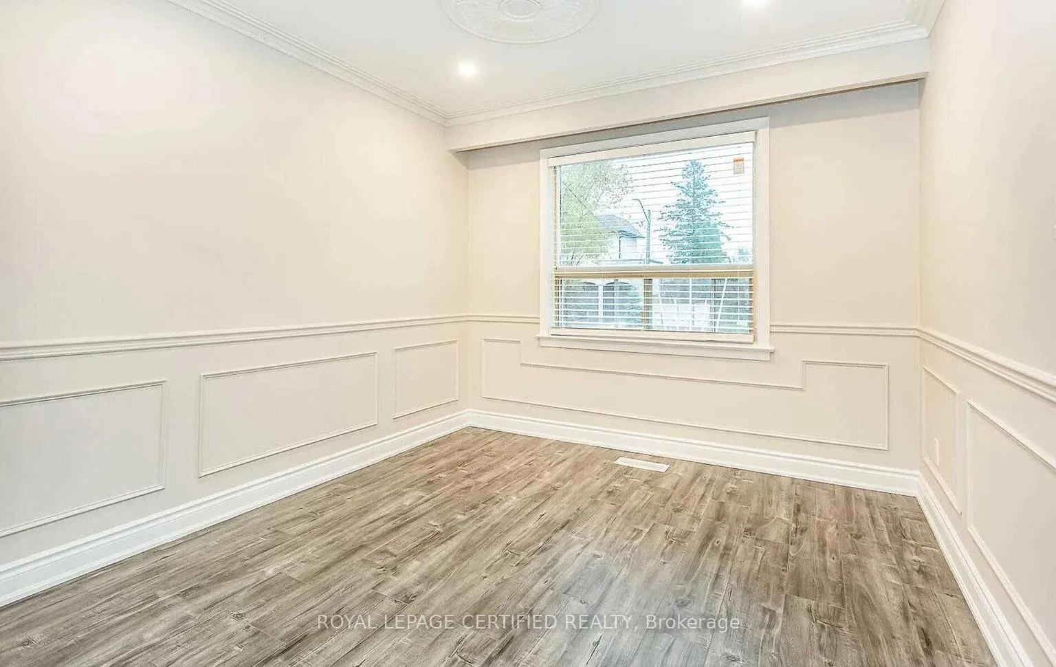 Photo 19 of 481 Sandmere Place, Oakville, West — HOMEH