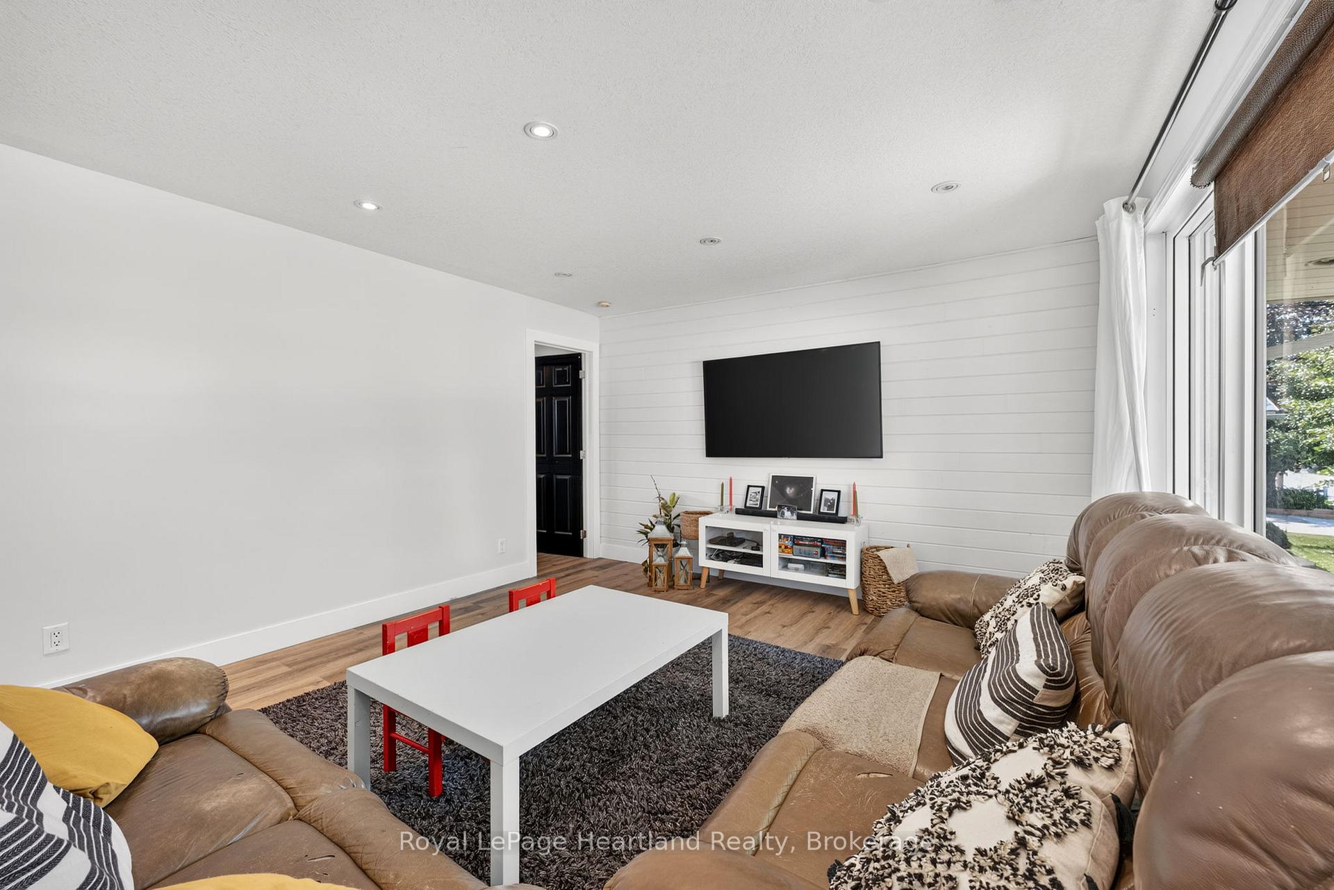 Photo 6 of 240 Elm Avenue N, North Perth, Listowel — HOMEH