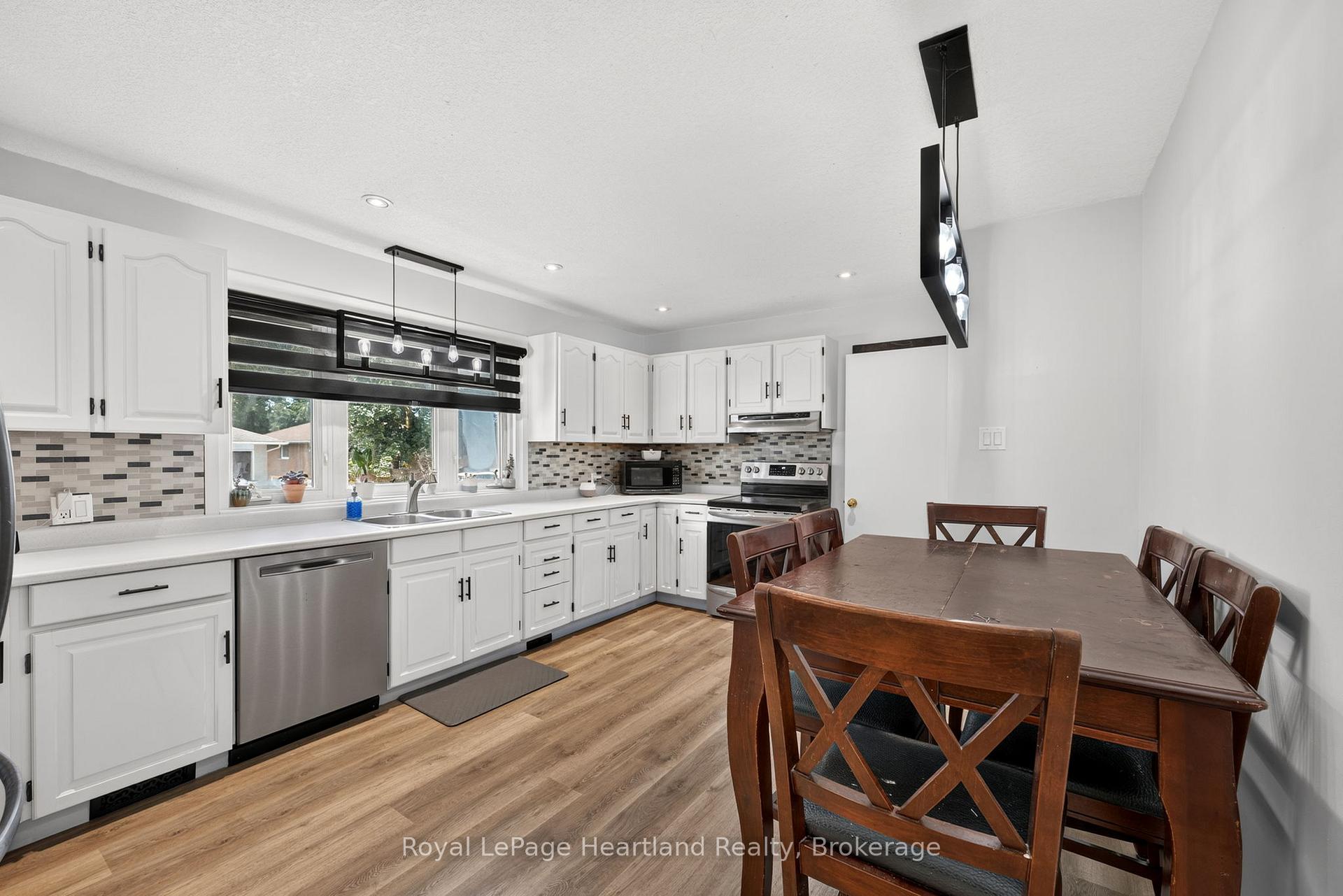 Photo 8 of 240 Elm Avenue N, North Perth, Listowel — HOMEH