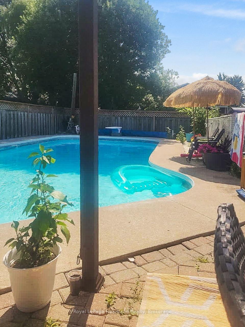 Photo 37 of 240 Elm Avenue N, North Perth, Listowel — HOMEH