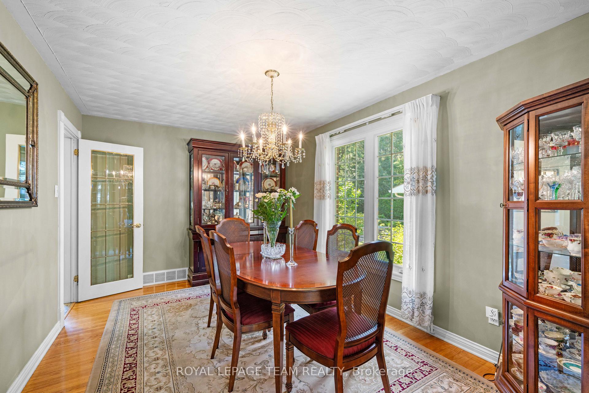 Photo 13 of 36 Glendenning Drive, Ottawa, Arlington Woods — HOMEH