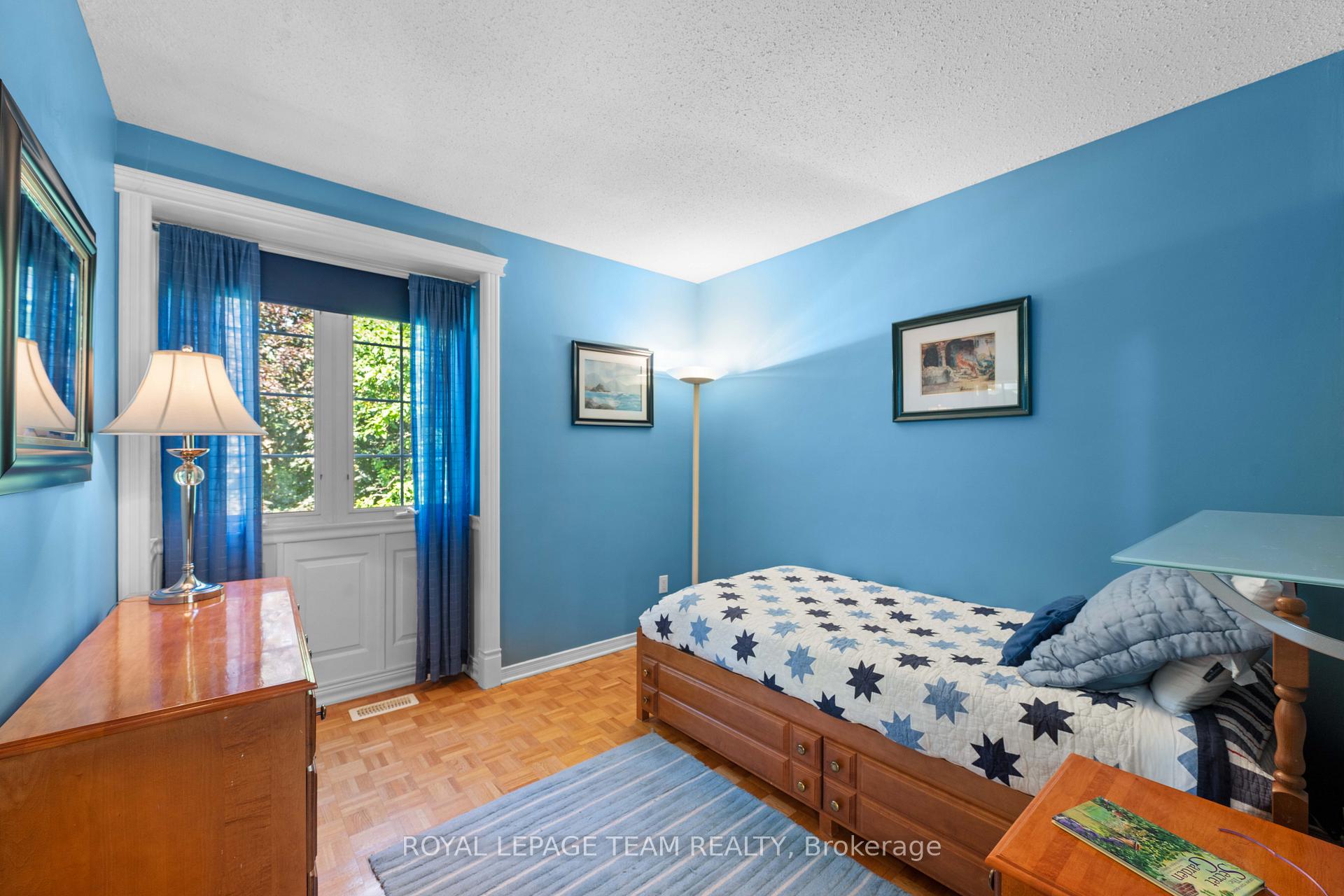 Photo 18 of 36 Glendenning Drive, Ottawa, Arlington Woods — HOMEH