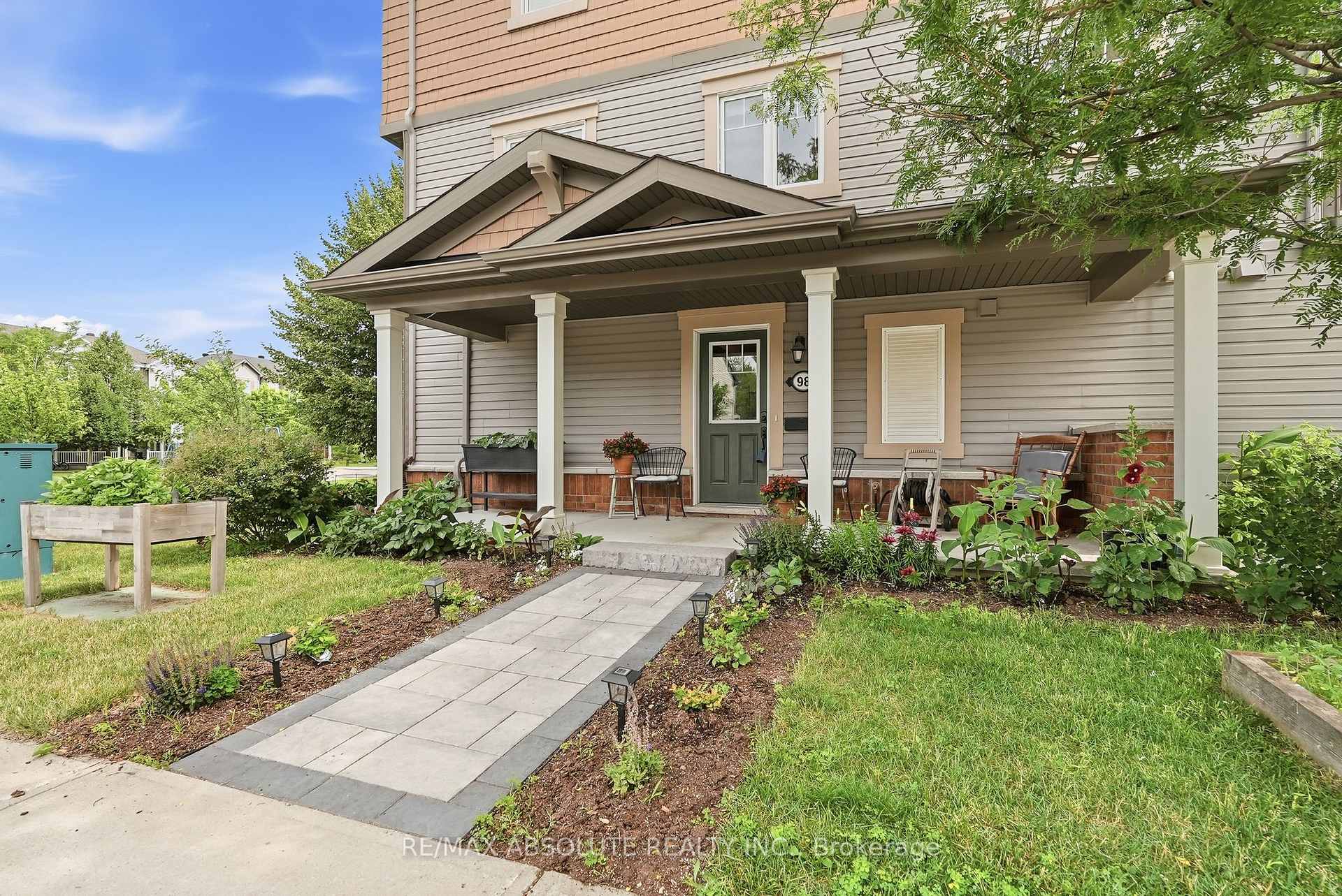 Photo 3 of 98 Brisote Lane, Ottawa, Stittsville (North) — HOMEH