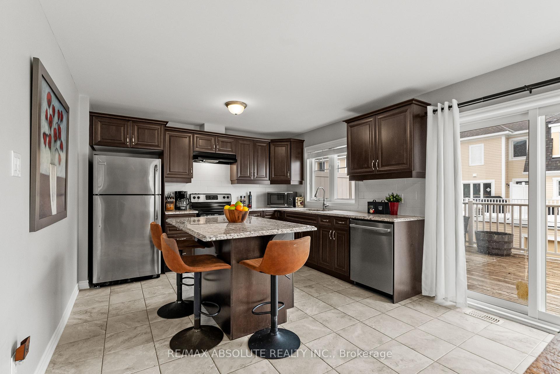 Photo 16 of 98 Brisote Lane, Ottawa, Stittsville (North) — HOMEH
