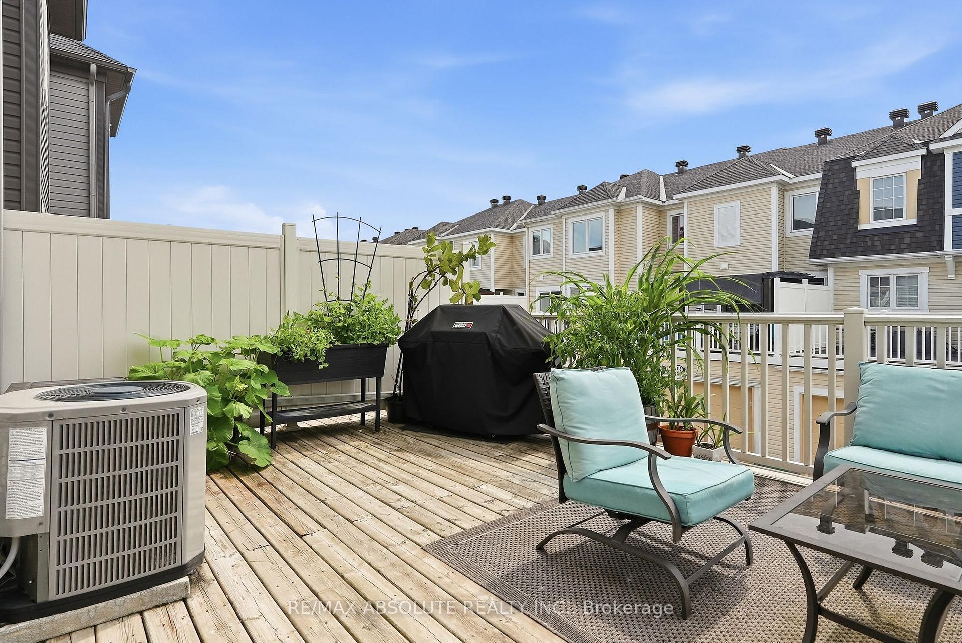 Photo 32 of 98 Brisote Lane, Ottawa, Stittsville (North) — HOMEH