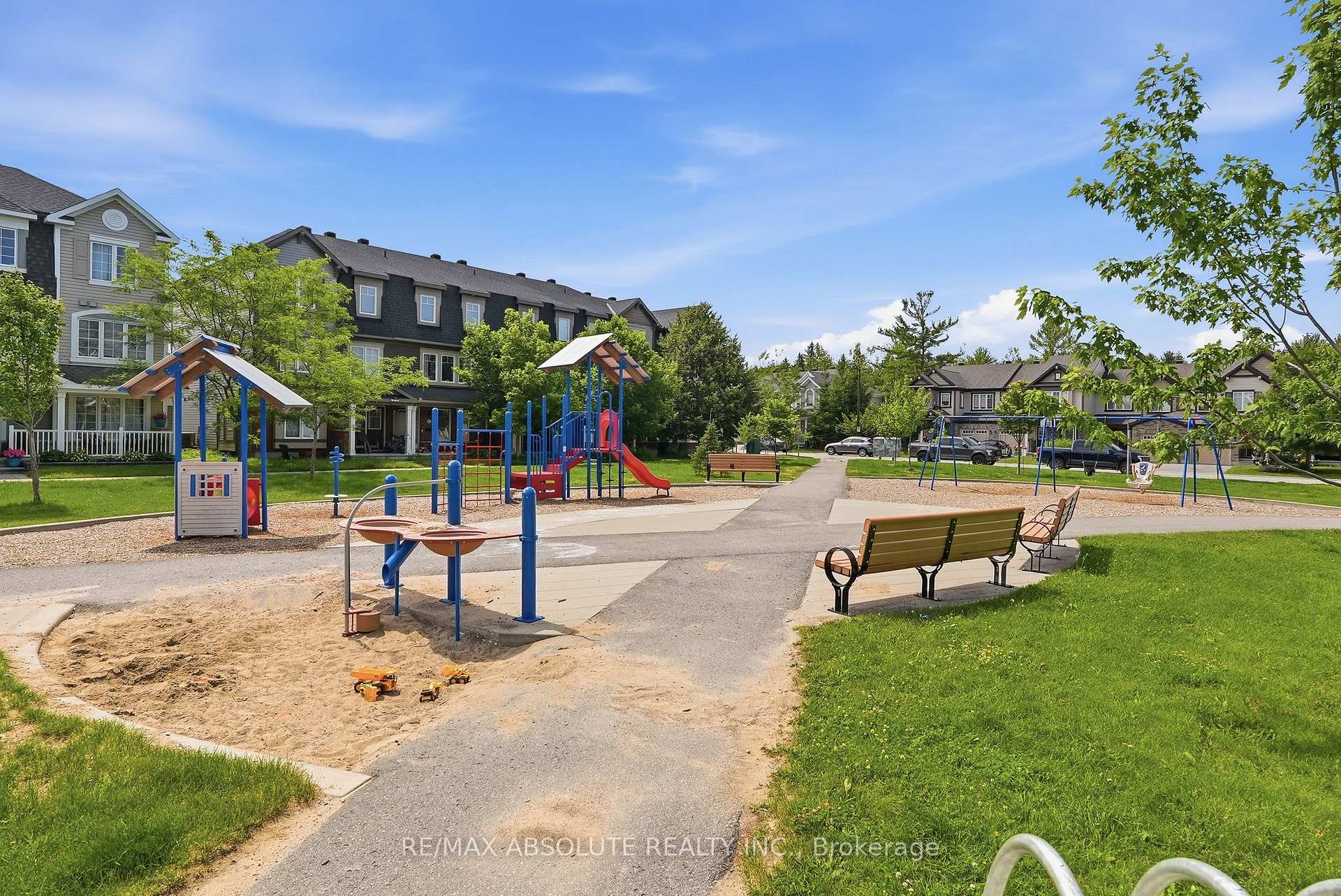 Photo 39 of 98 Brisote Lane, Ottawa, Stittsville (North) — HOMEH