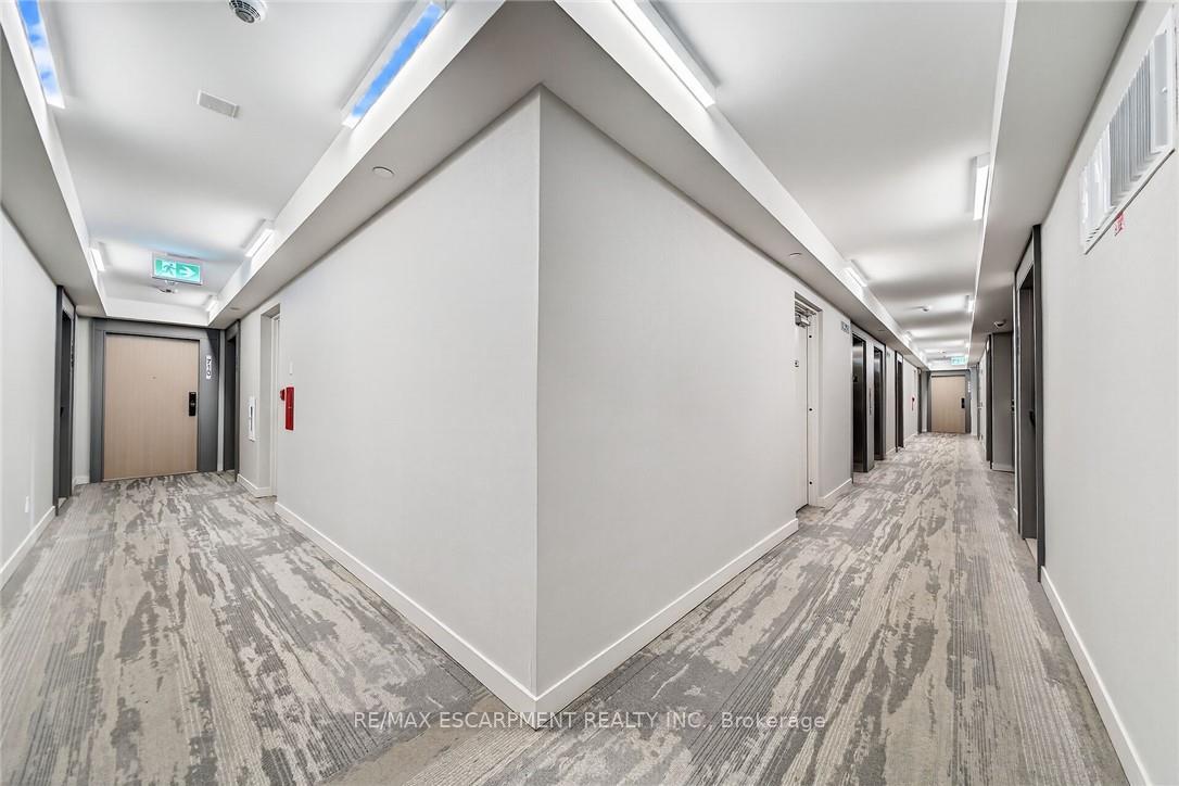 Photo 15 of Unit 710, 370 Martha Street, Burlington, Brant — HOMEH