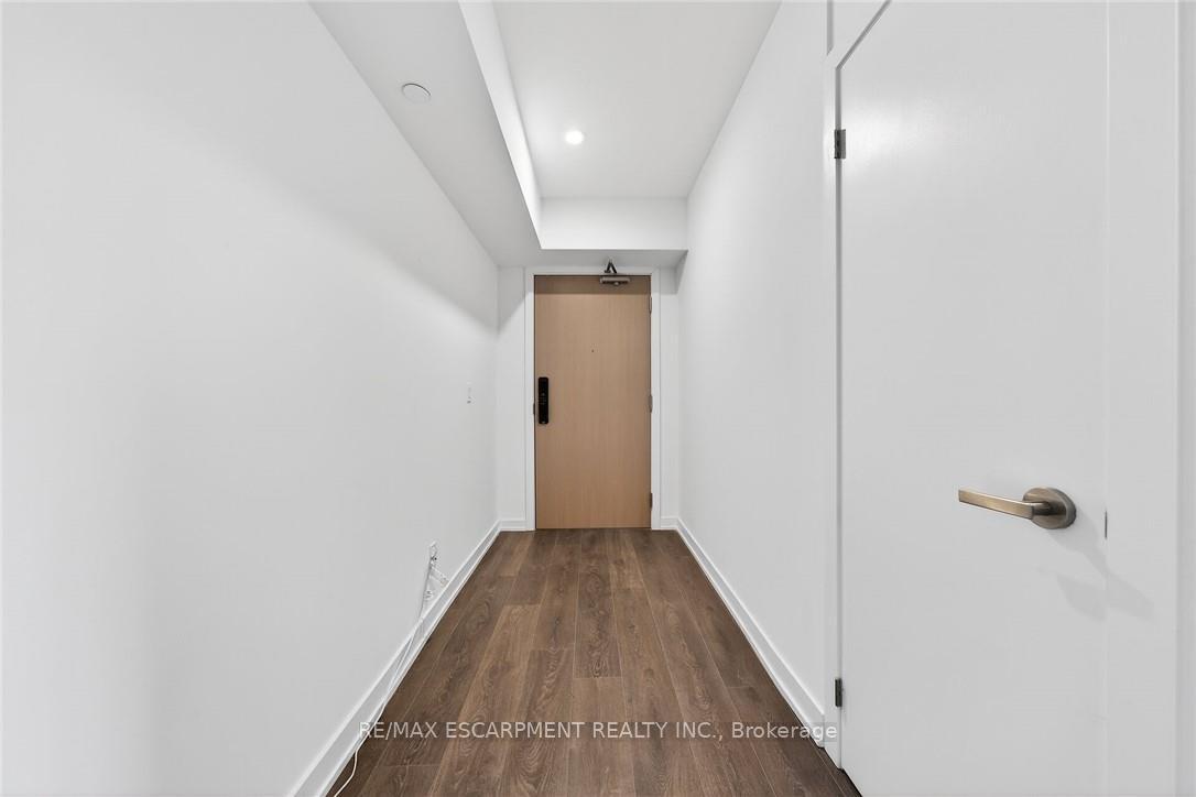 Photo 18 of Unit 710, 370 Martha Street, Burlington, Brant — HOMEH