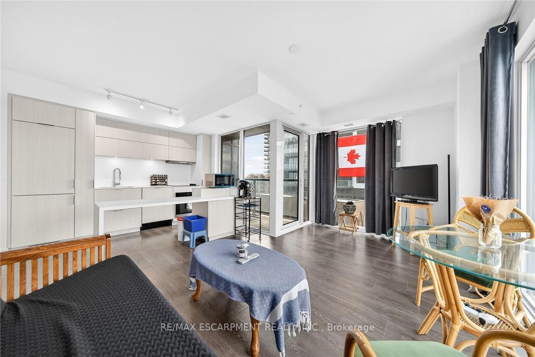 Photo 23 of Unit 710, 370 Martha Street, Burlington, Brant — HOMEH