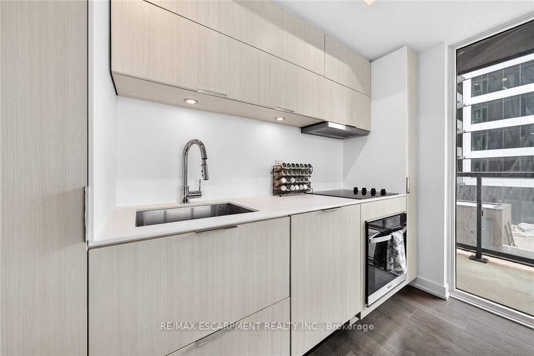 Photo 27 of Unit 710, 370 Martha Street, Burlington, Brant — HOMEH