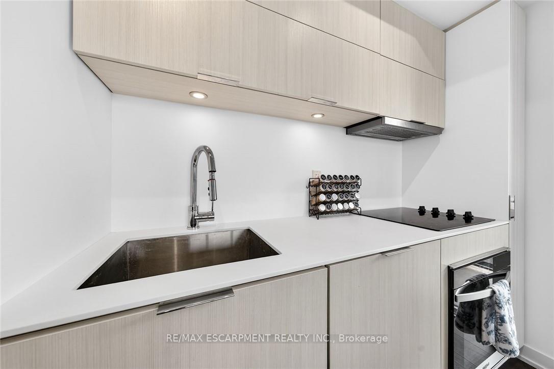 Photo 29 of Unit 710, 370 Martha Street, Burlington, Brant — HOMEH