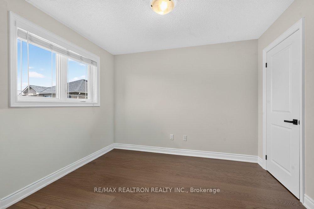 Photo 26 of 38 Zucchet Court, Vaughan, East Woodbridge — HOMEH