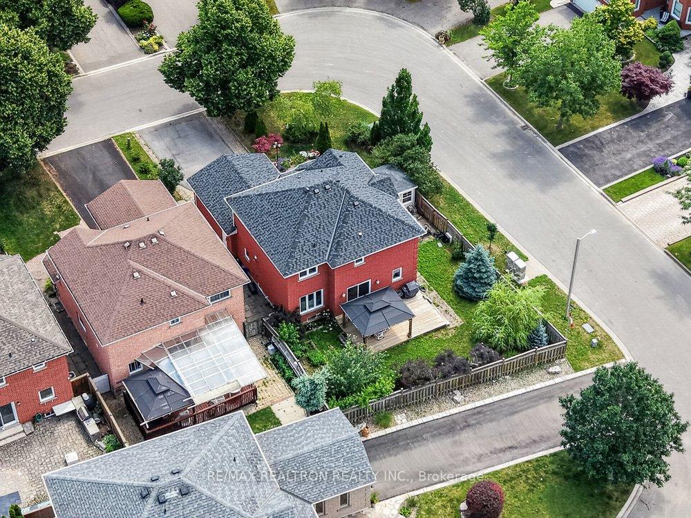 Photo 43 of 38 Zucchet Court, Vaughan, East Woodbridge — HOMEH
