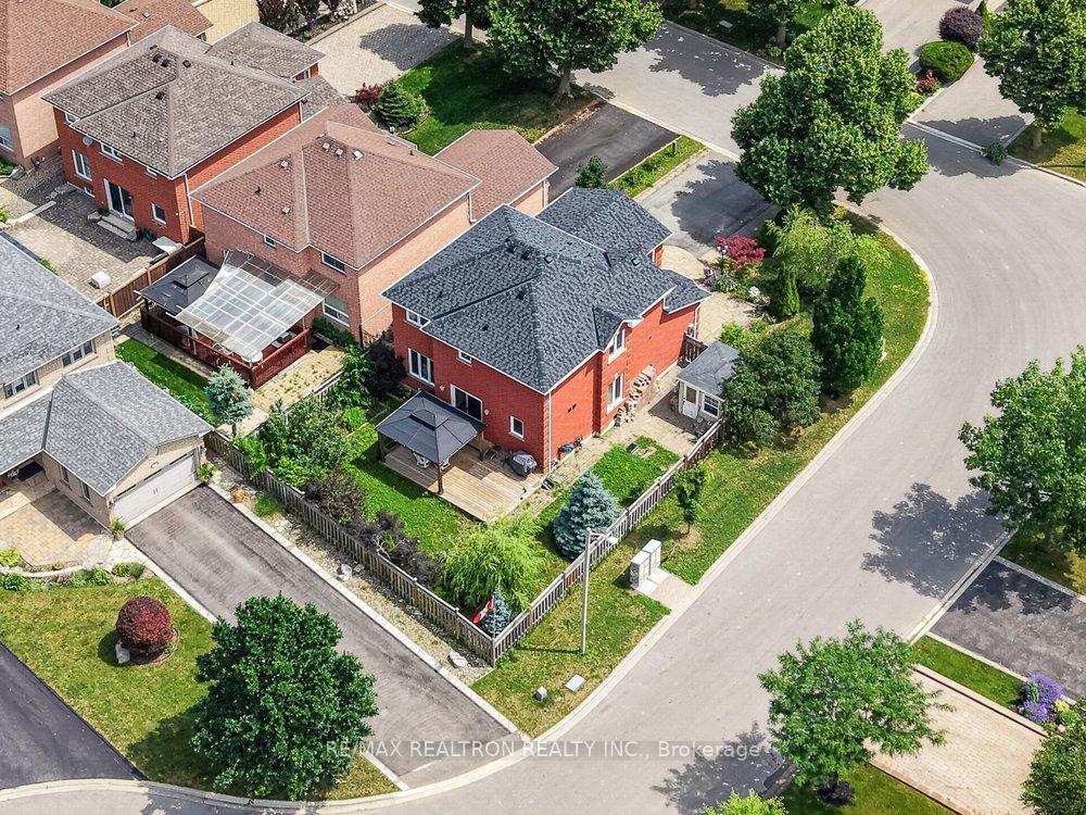Photo 45 of 38 Zucchet Court, Vaughan, East Woodbridge — HOMEH