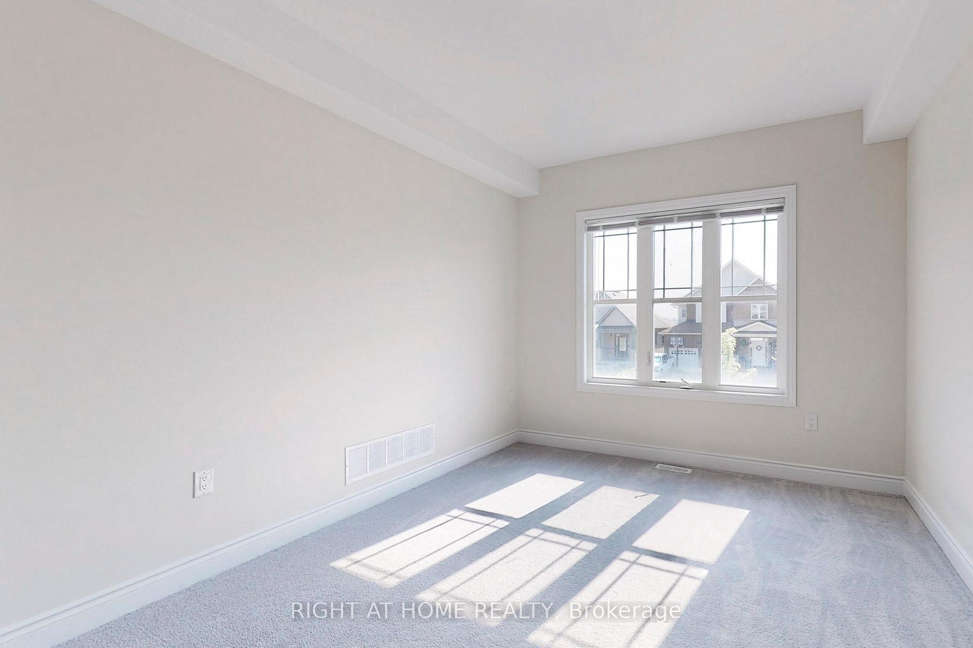 Photo 8 of 3092 Monarch Drive, Orillia — HOMEH