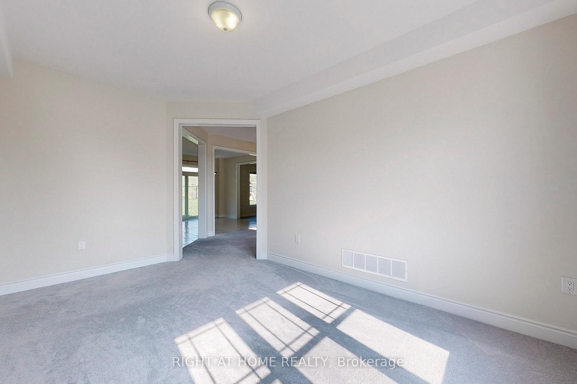 Photo 9 of 3092 Monarch Drive, Orillia — HOMEH