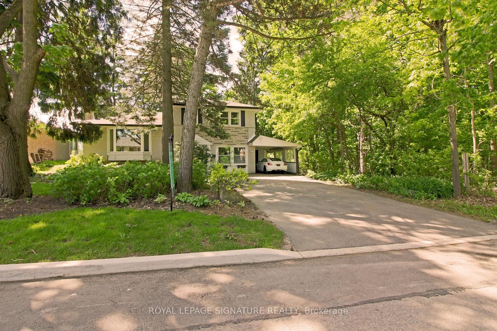 Photo 2 of 145 Drakefield Road, Markham, Bullock — HOMEH