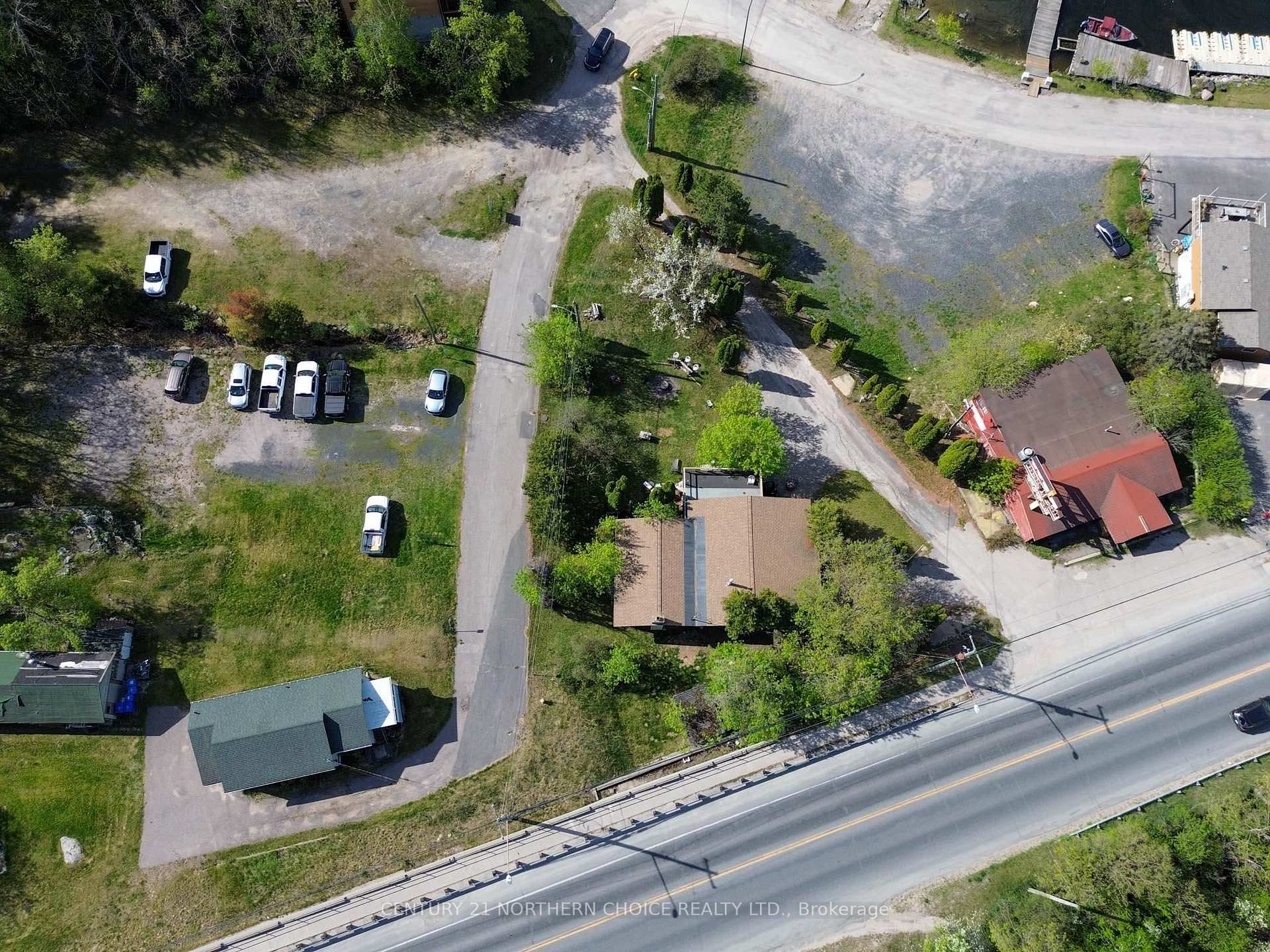 Photo 15 of 543 Lakeview Dr, Kenora, Norman — HOMEH