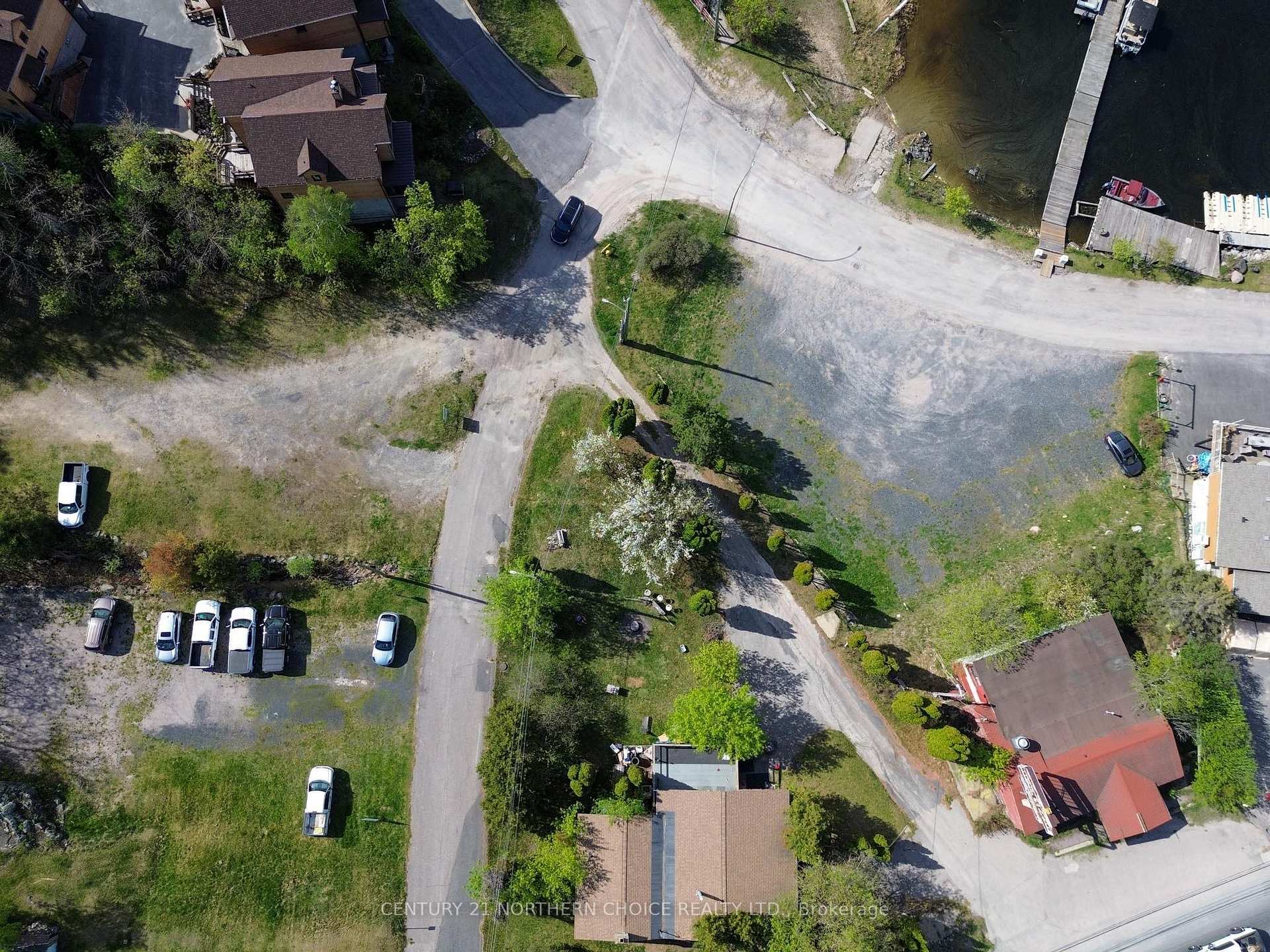 Photo 16 of 543 Lakeview Dr, Kenora, Norman — HOMEH