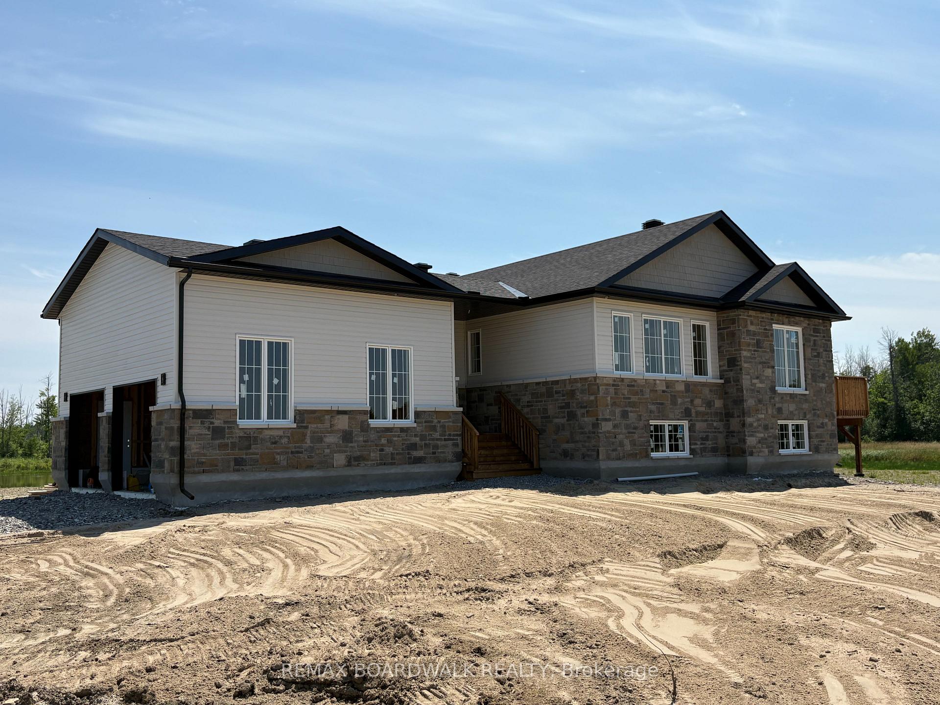Photo 1 of 1765 Richmond Road, Beckwith, Beckwith Twp — HOMEH